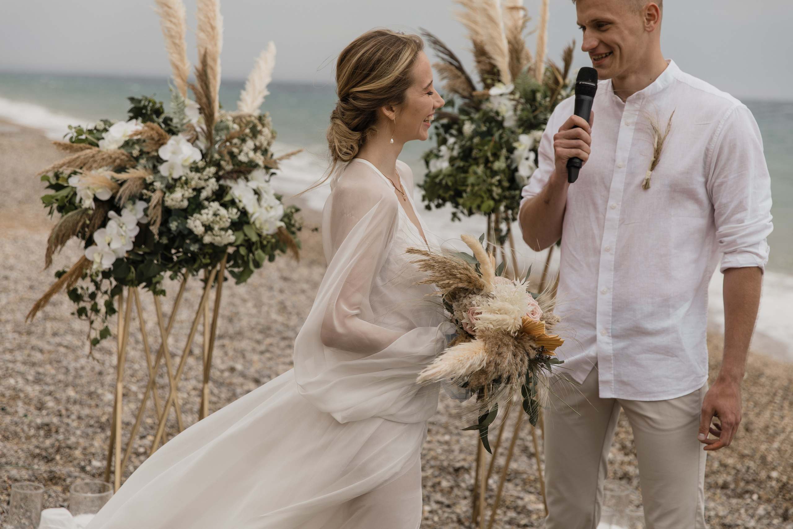 На берегу моря…. СВАДЕБНЫЙ ФОТОГРАФ В КРЫМУ И СЕВАСТОПОЛЕ