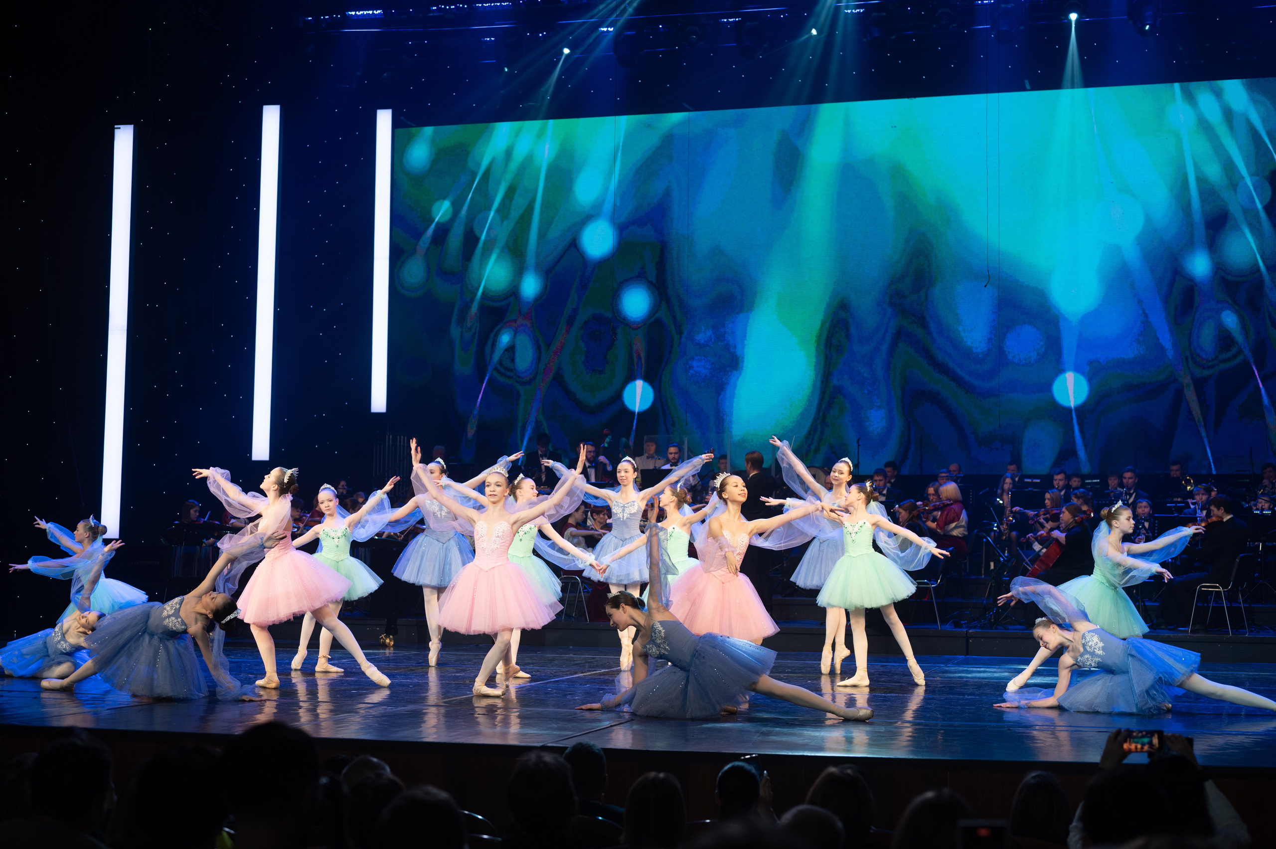 Отчетный концерт ДШИ «Гармония» «Зимняя гармония». Фотограф новорожденных, семейный детский в Тюмени Татьяна Морозова