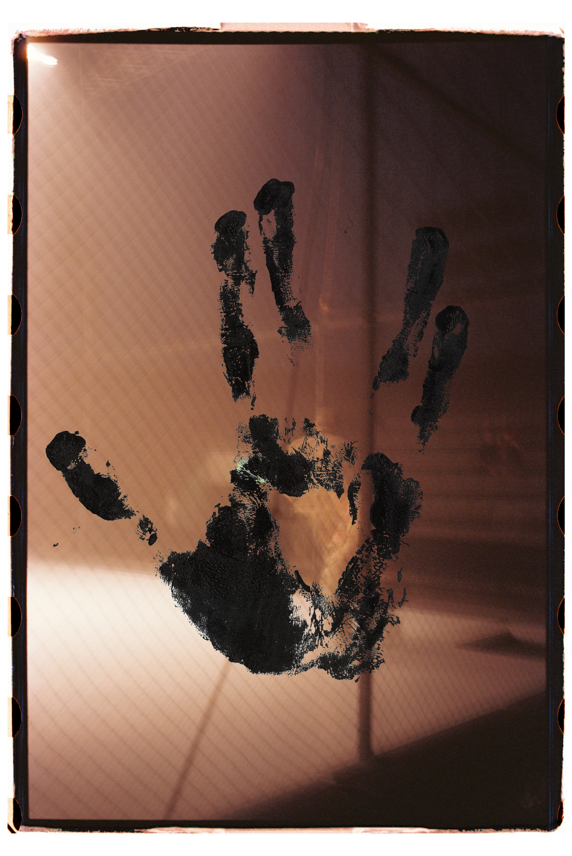 Unhuman by aliens. Tashaosm.com