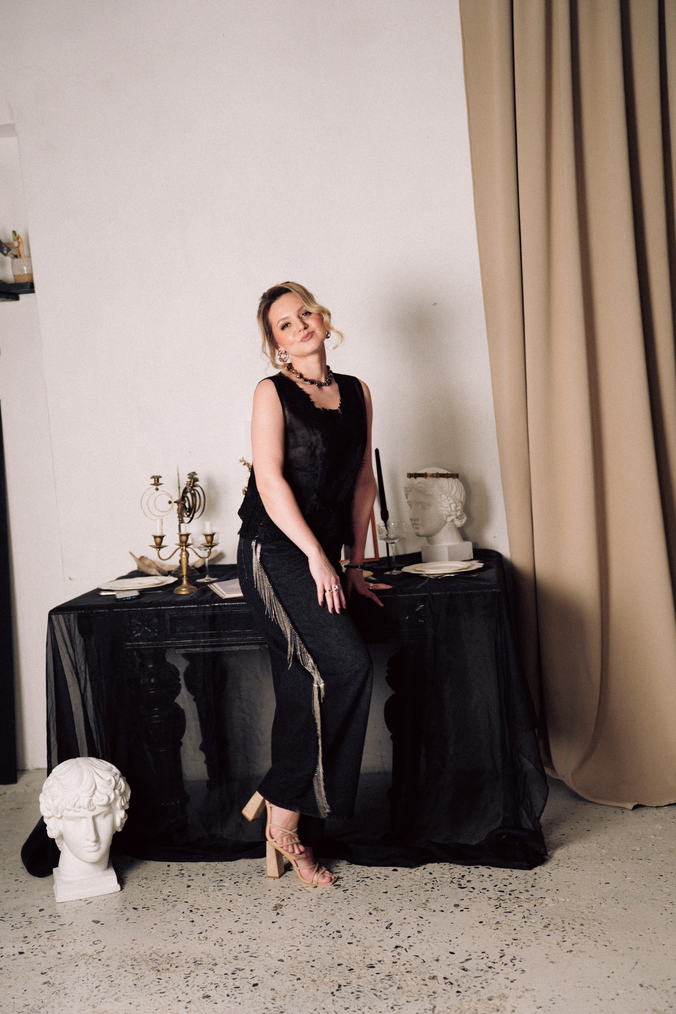 НОВОГОДНЯЯ ФОТОСЕСИИЯ В СТУДИИ ДЛЯ ДЕВУШКИ И ПРОГУЛКА ПО ЧЕРНЫШЕВСКОЙ. Профессиональный фотограф, Санкт-Петербург — Виктория Богомолова