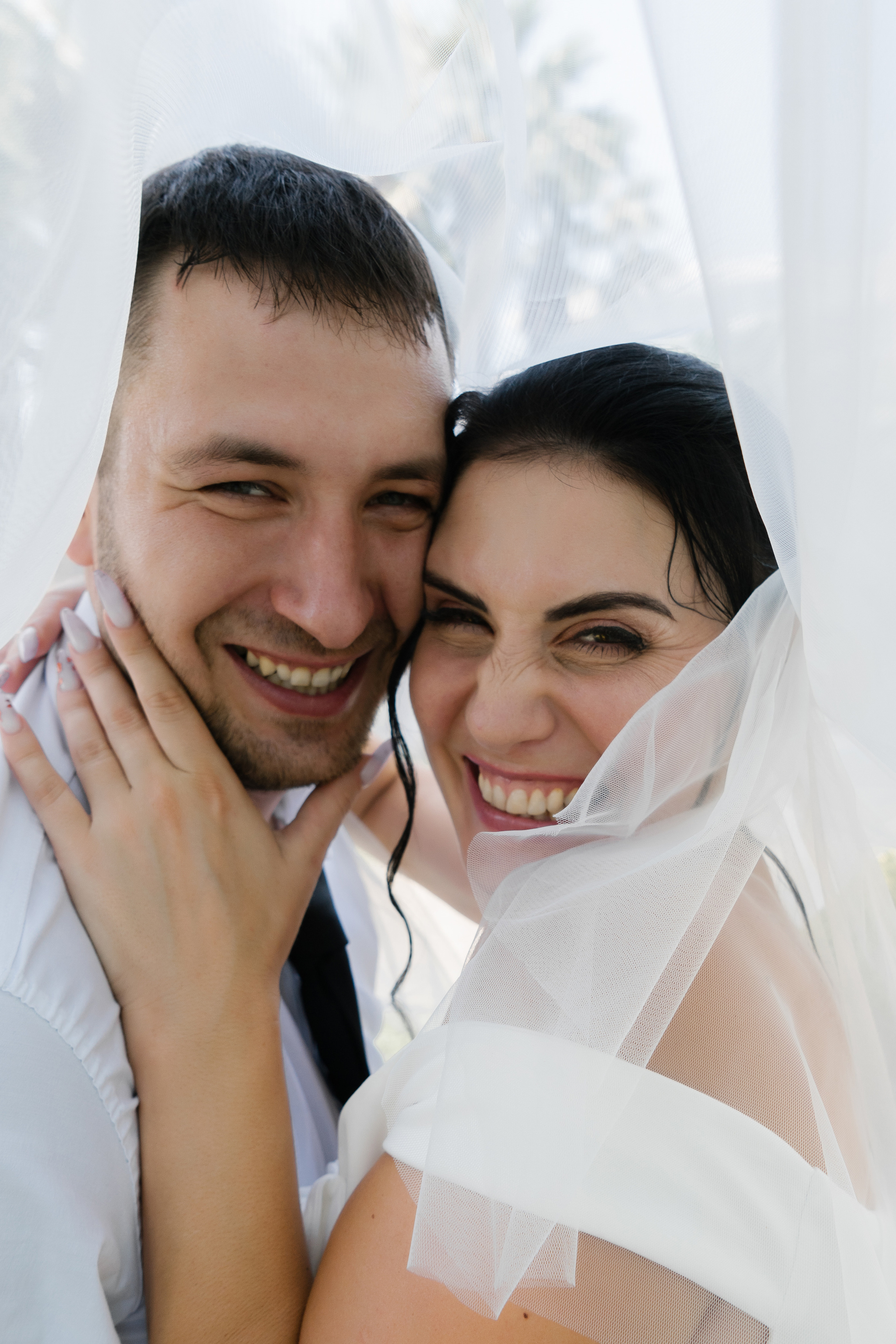 Свадьба Артема и Виктории в ЗАГСе города Сочи и прогулка. Фотограф в Сочи Тиунова Маргарита и Тиунов Евгений