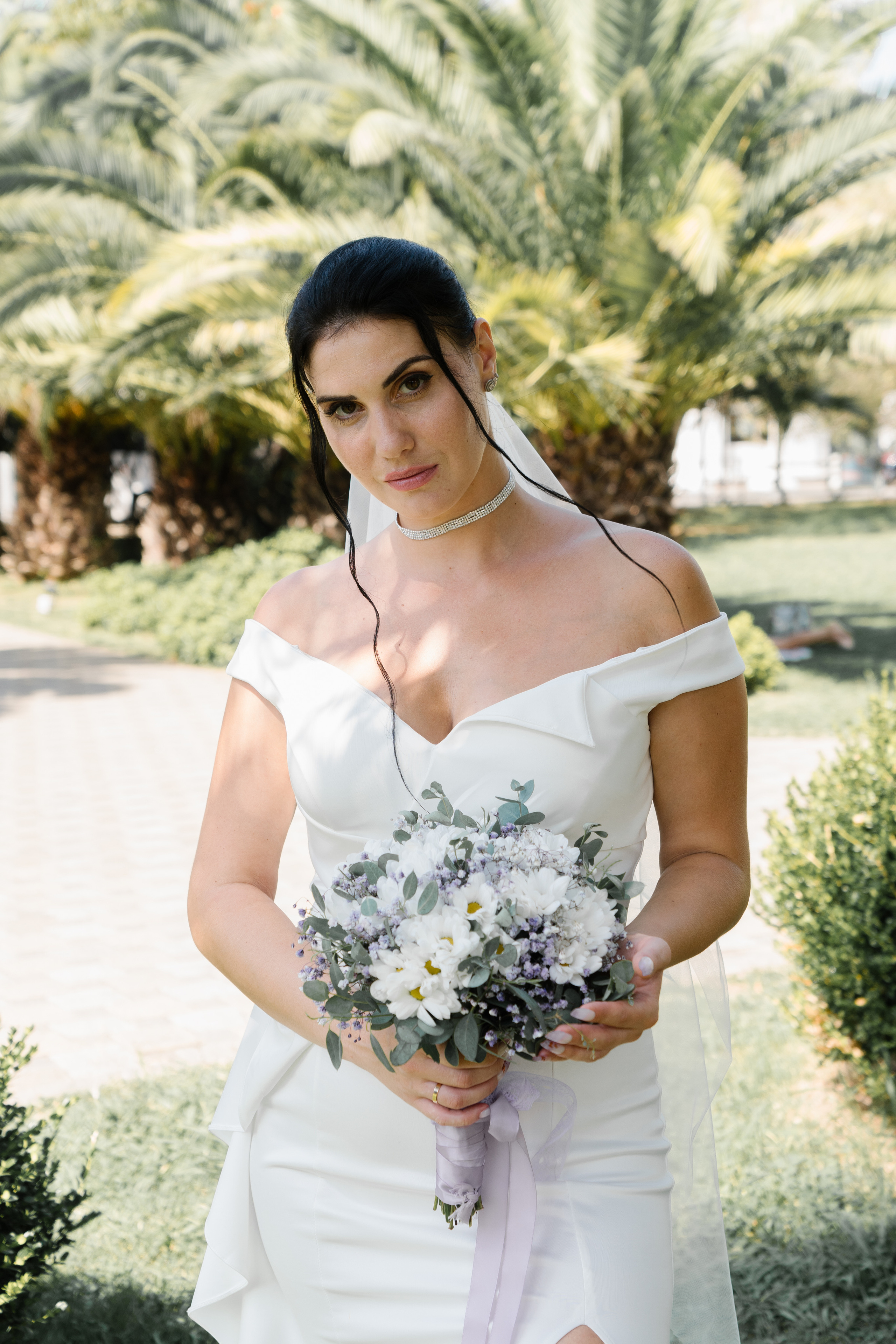 Свадьба Артема и Виктории в ЗАГСе города Сочи и прогулка. Фотограф в Сочи Тиунова Маргарита и Тиунов Евгений