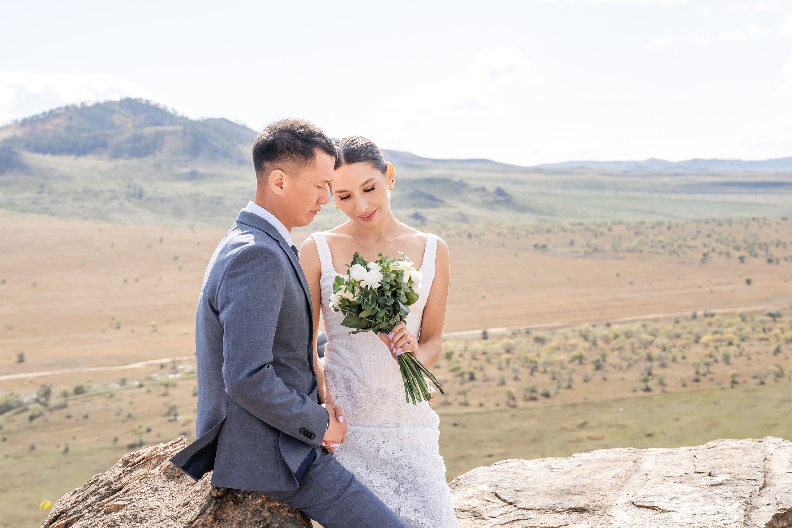 Сентябрь. Фотограф и видеограф в Улан-Удэ: Аюна Габагуева и Артём Шаханов