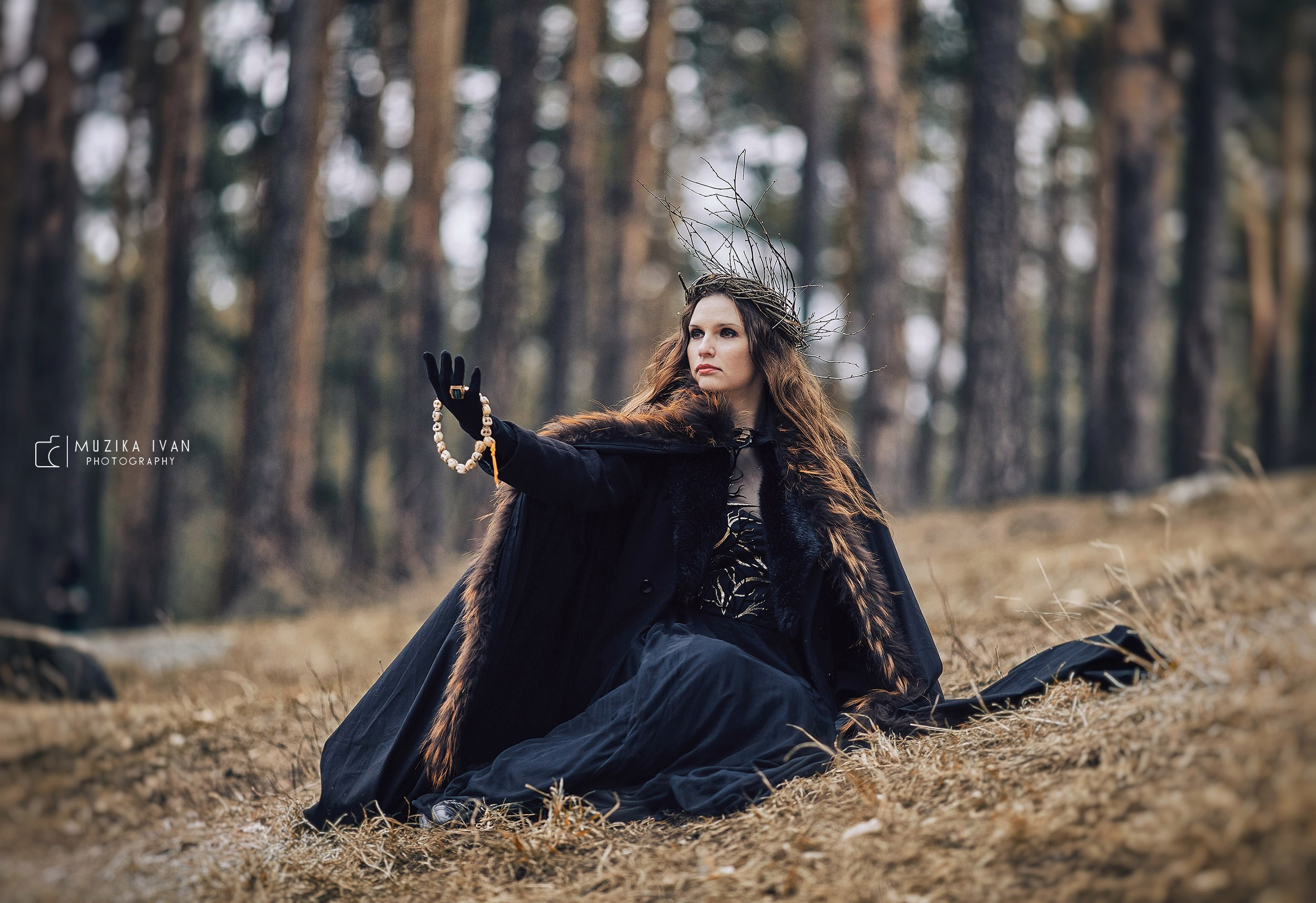 МУЗЫКА. Фотограф для маркетплейсов Михаил Бове