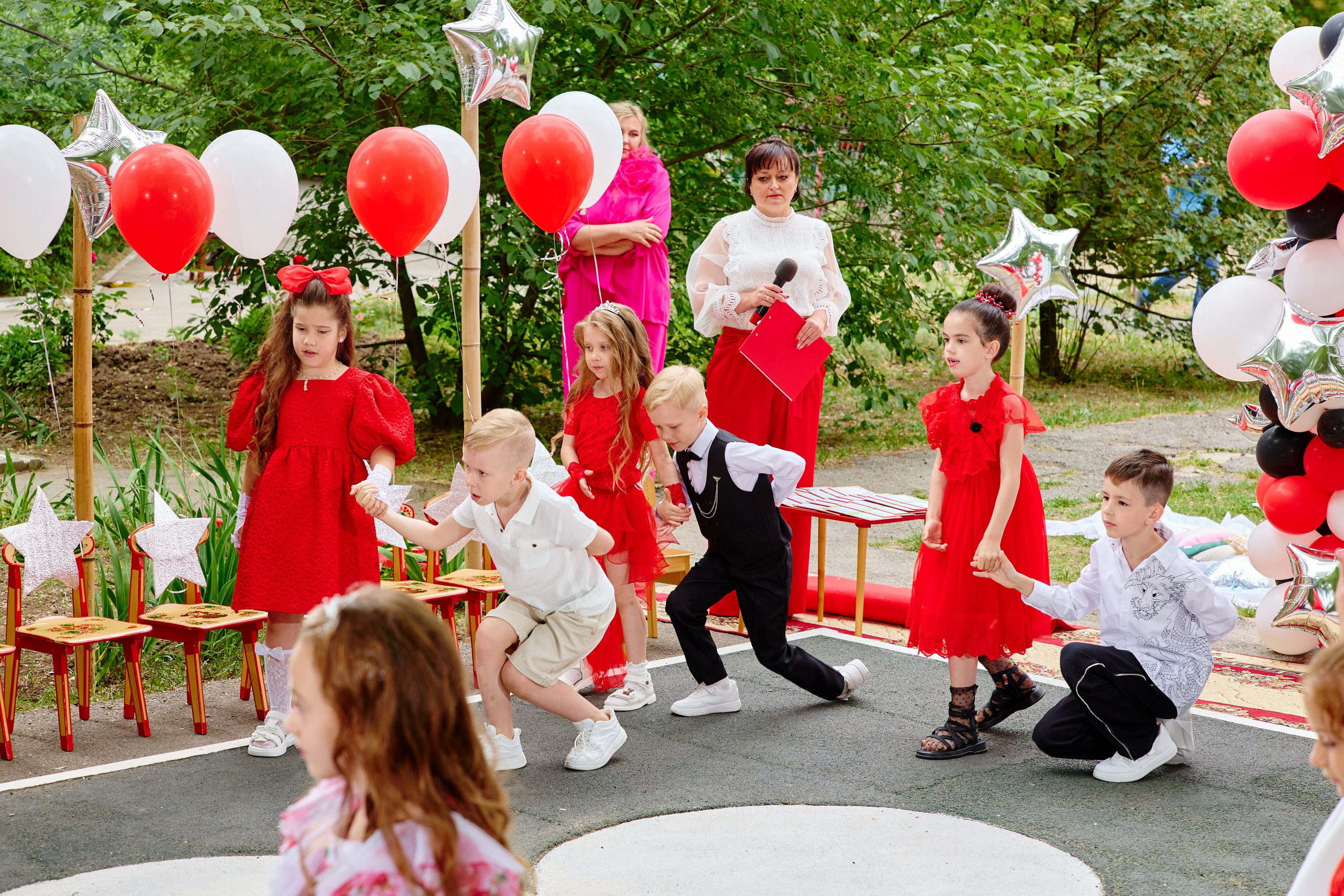 Выпускной 45 сад. Фотограф Выпускные альбомы Таганрог Сергей Коробченко