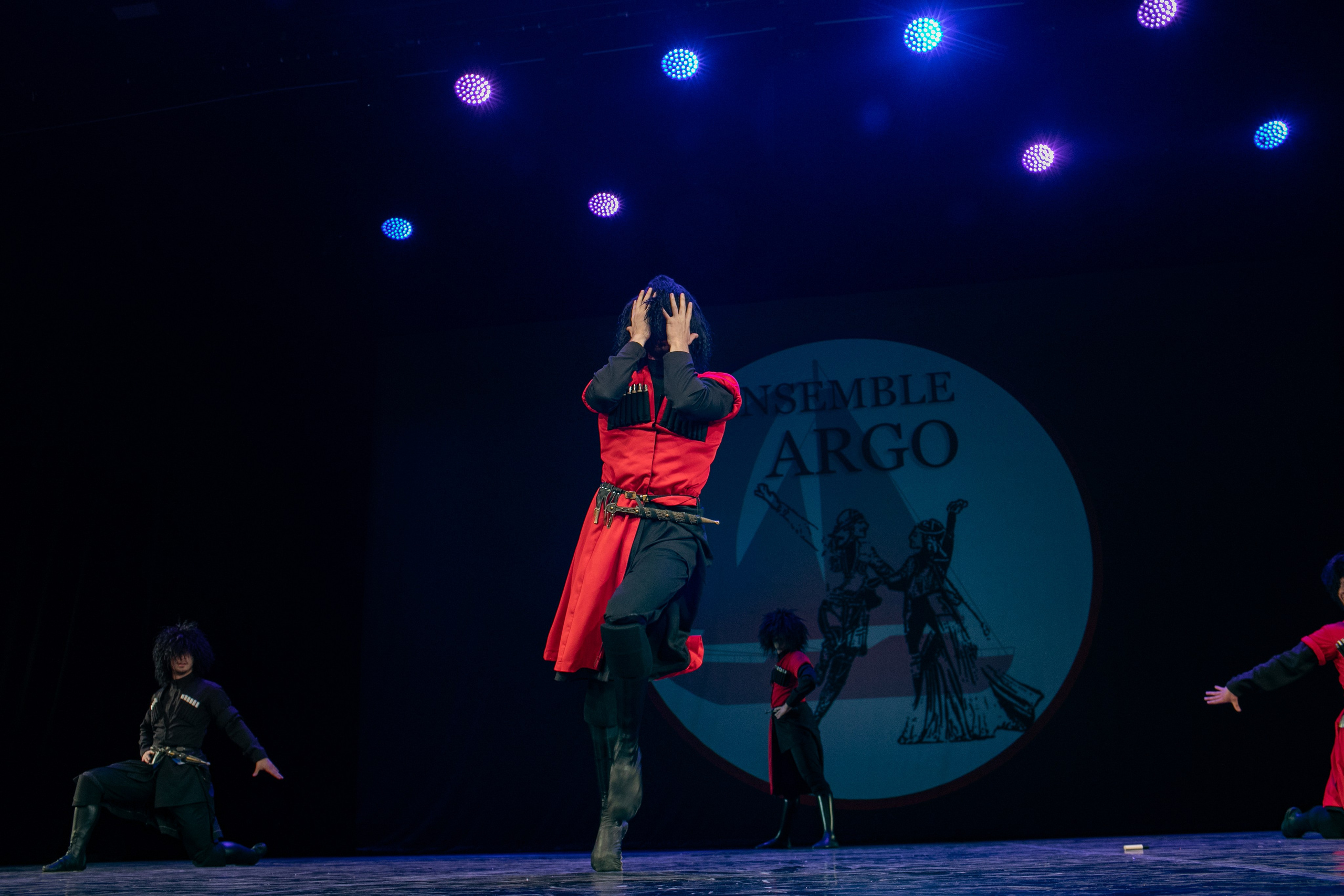 Концерт, грузинские танцы. Art photographer Nino