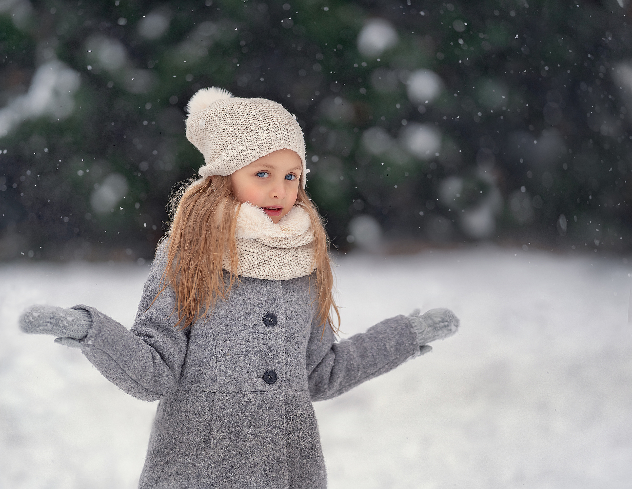 La prima neve. Maria Lebedeva fotografa di bambini e famiglie a Torino e provincia