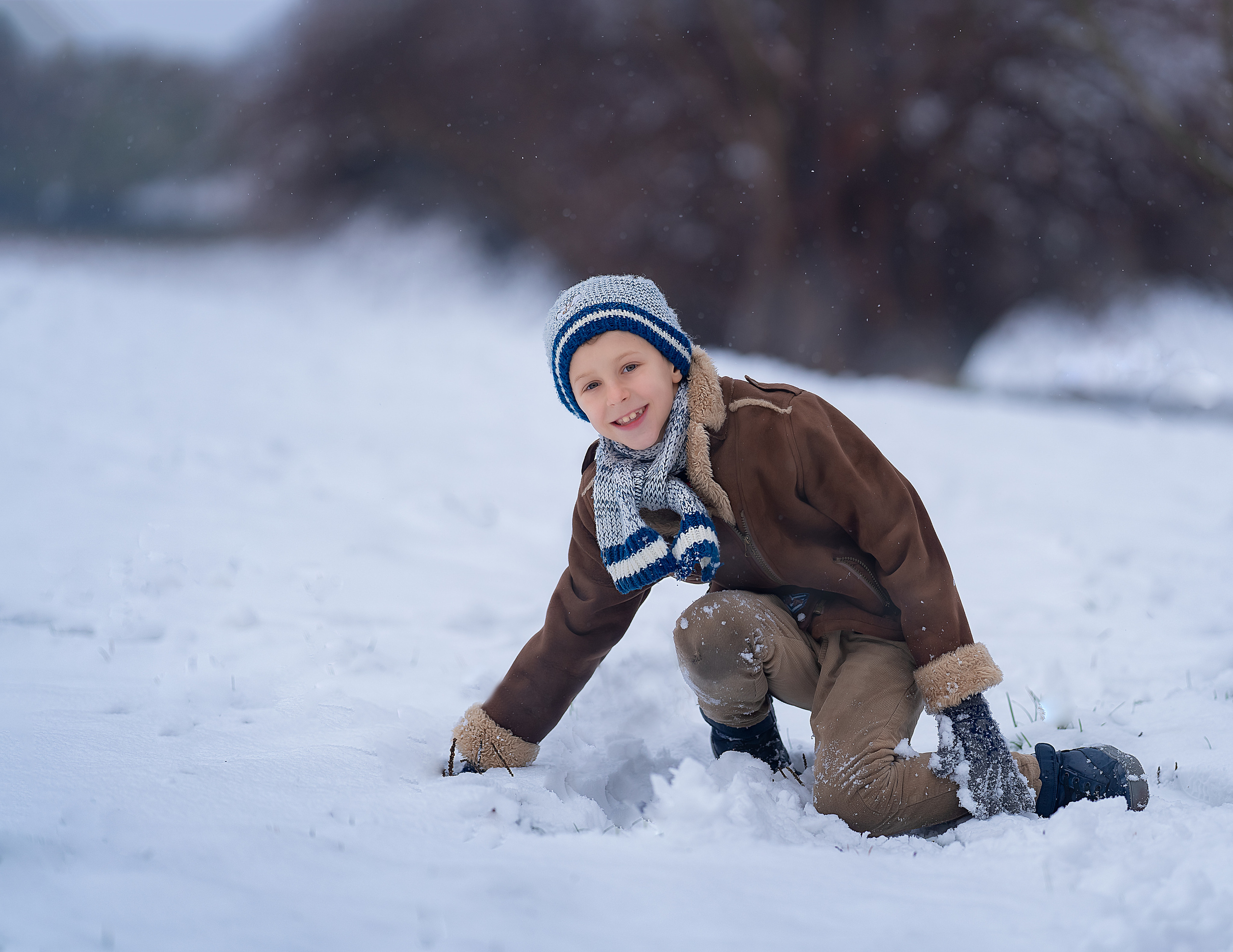 La prima neve. Maria Lebedeva fotografa di bambini e famiglie a Torino e provincia