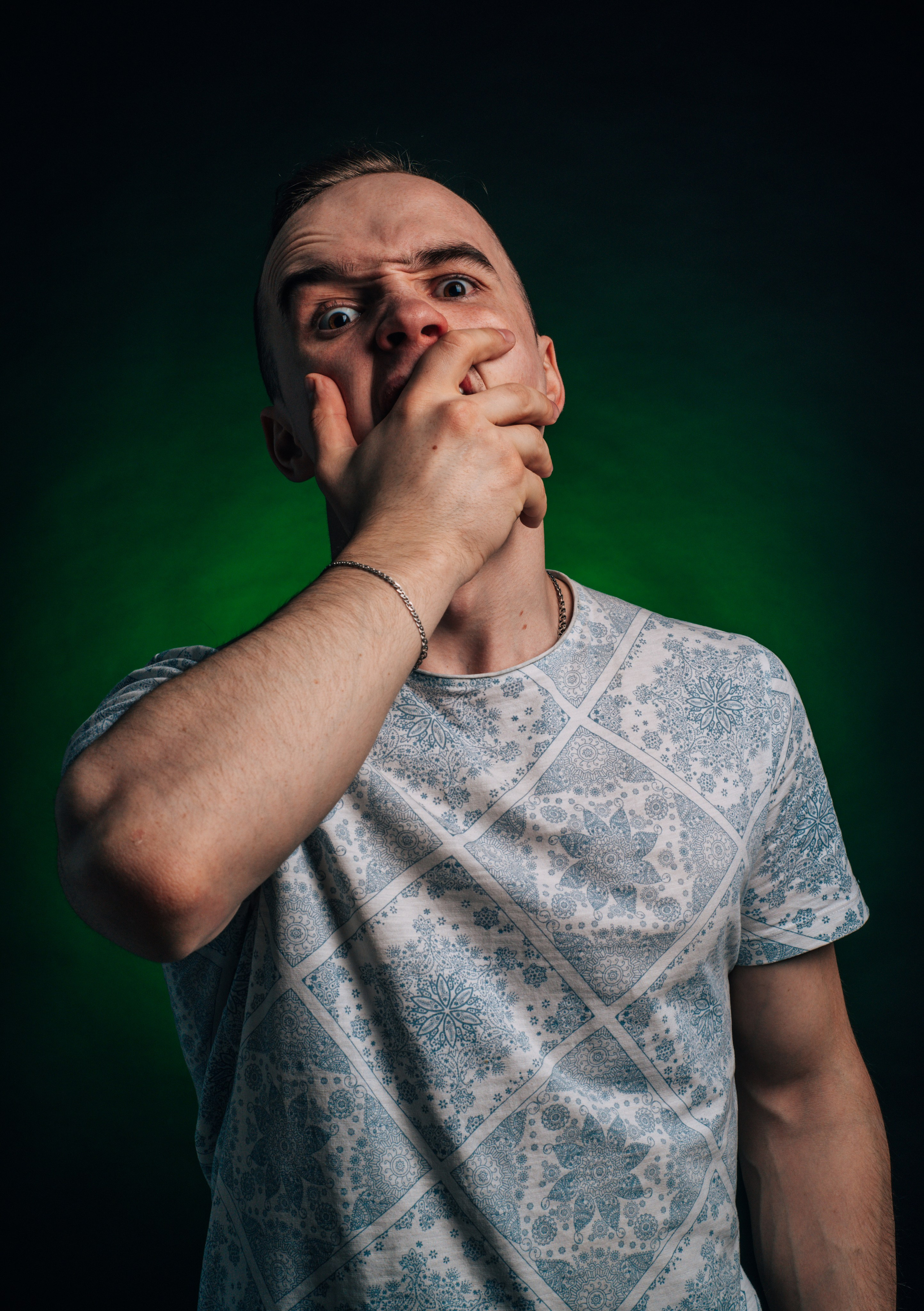 В студии. Свадебный и репортажный фотограф