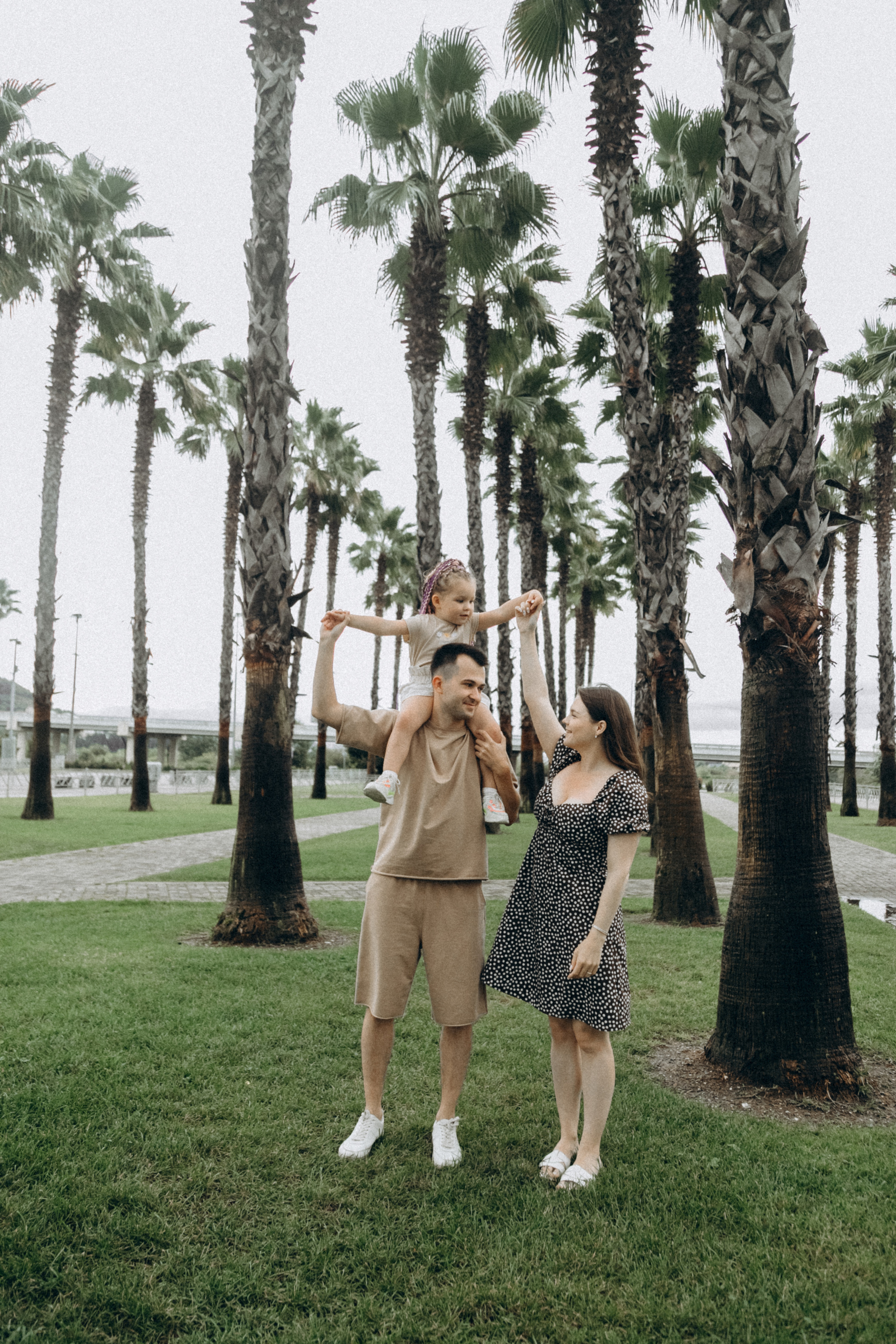 Анастасия, Никита и Ксюша. Фотограф Сочи Адлер Красная Поляна Ошутина Анастасия