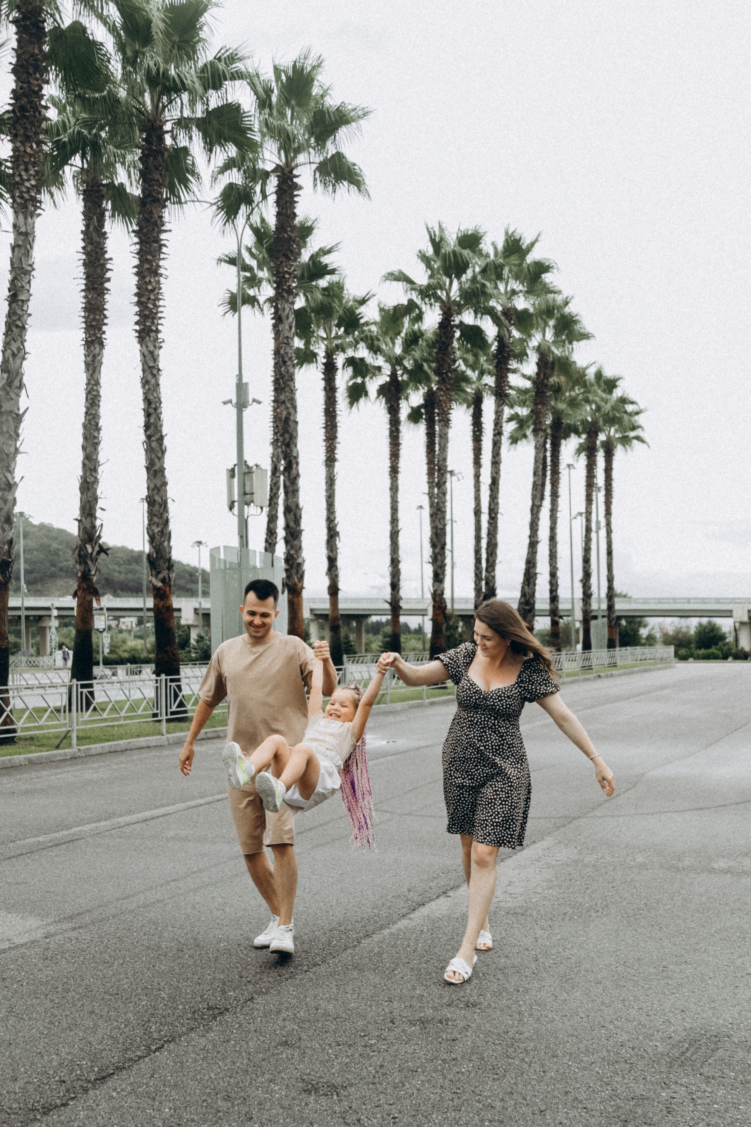 Анастасия, Никита и Ксюша. Фотограф Сочи Адлер Красная Поляна Ошутина Анастасия