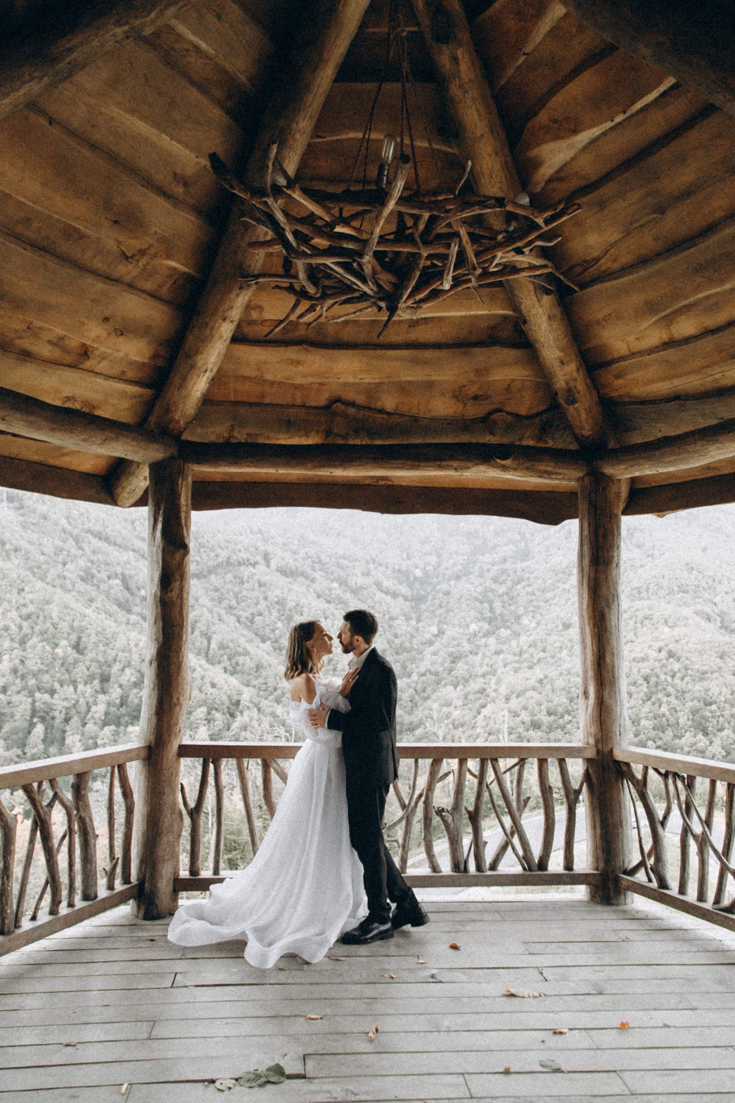 Юлия и Михаил. Фотограф Сочи Адлер Красная Поляна Ошутина Анастасия