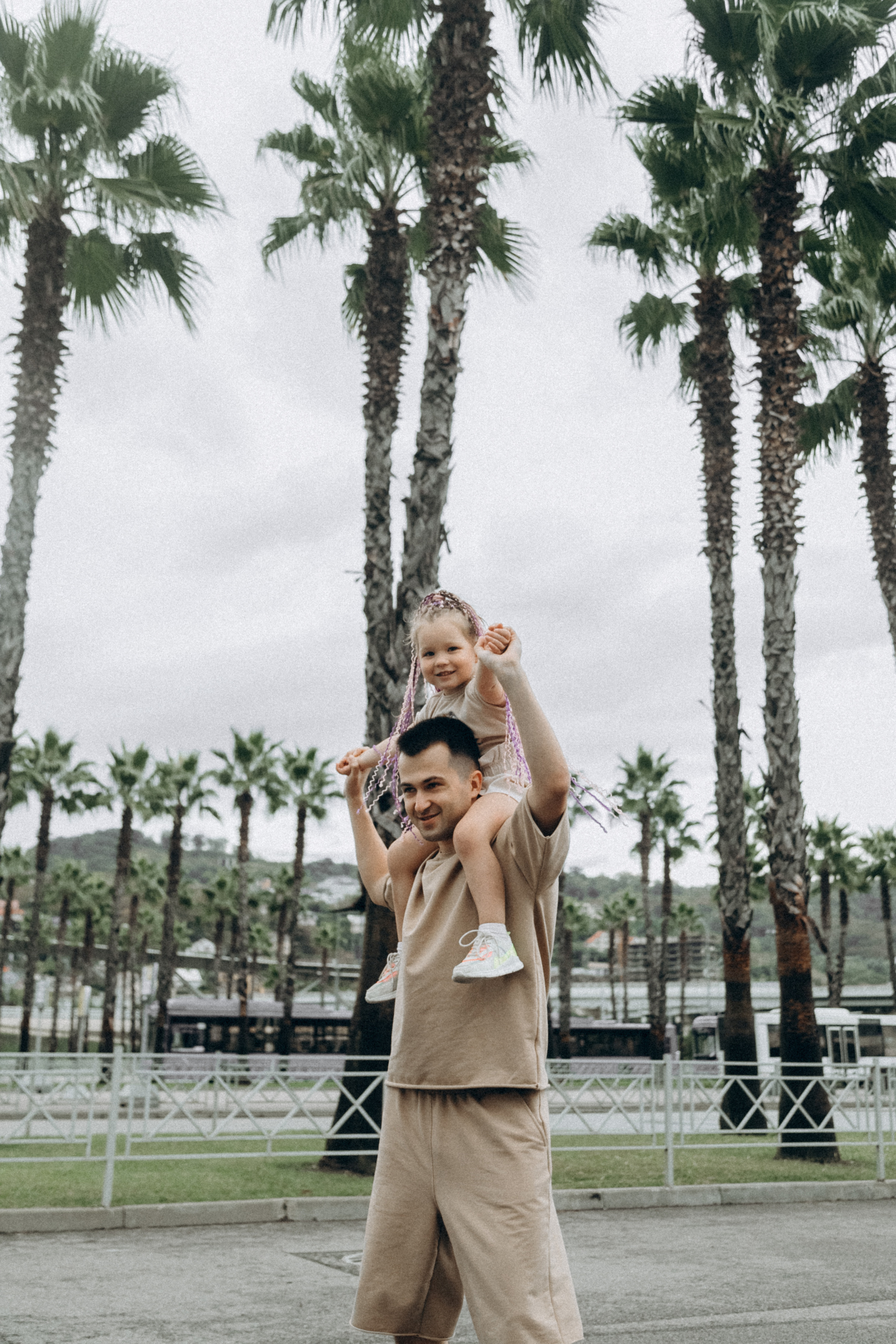 Анастасия, Никита и Ксюша. Фотограф Сочи Адлер Красная Поляна Ошутина Анастасия