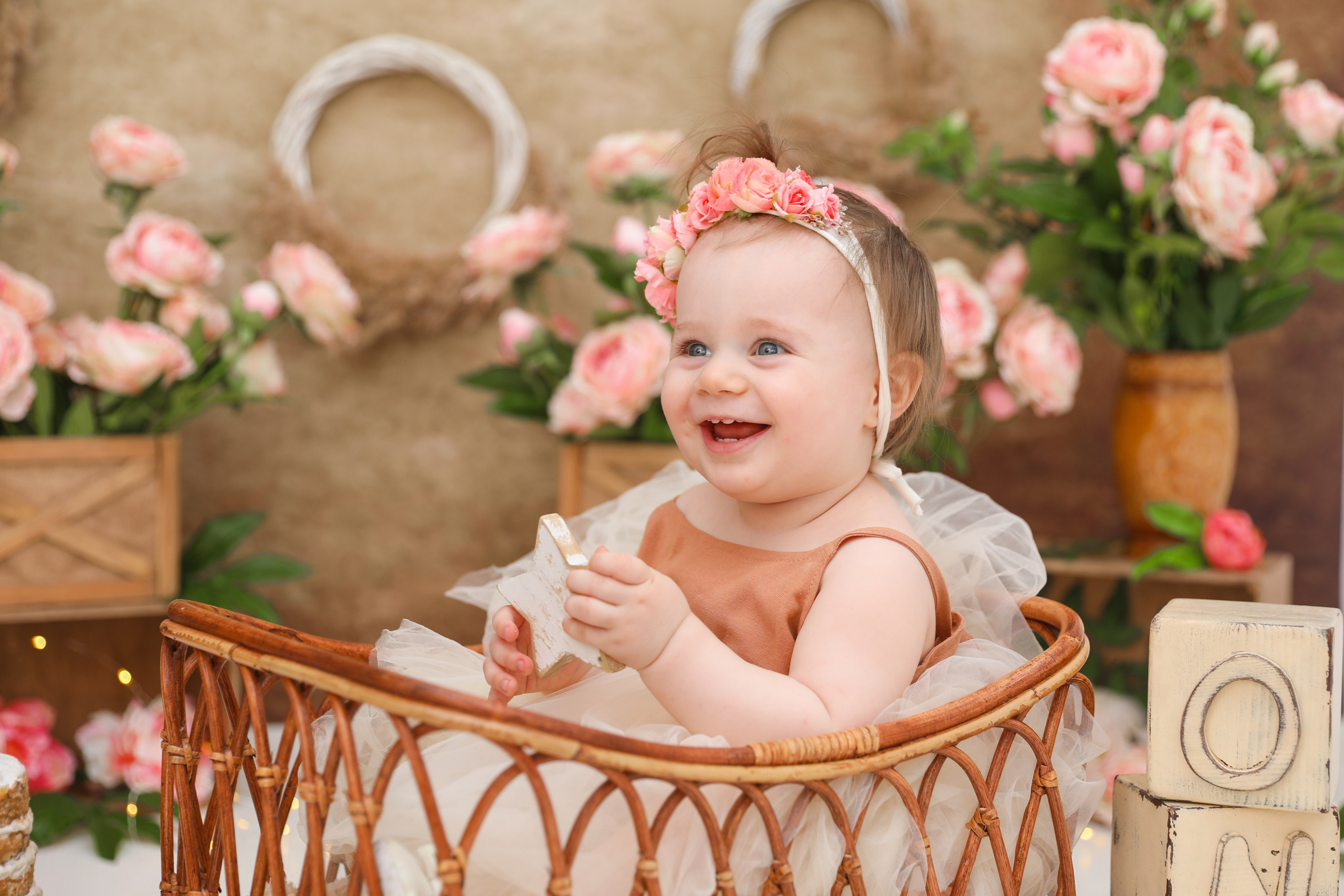 ГОДОВАСИКИ. Photographer Viktoriya Markushina «My world throug»