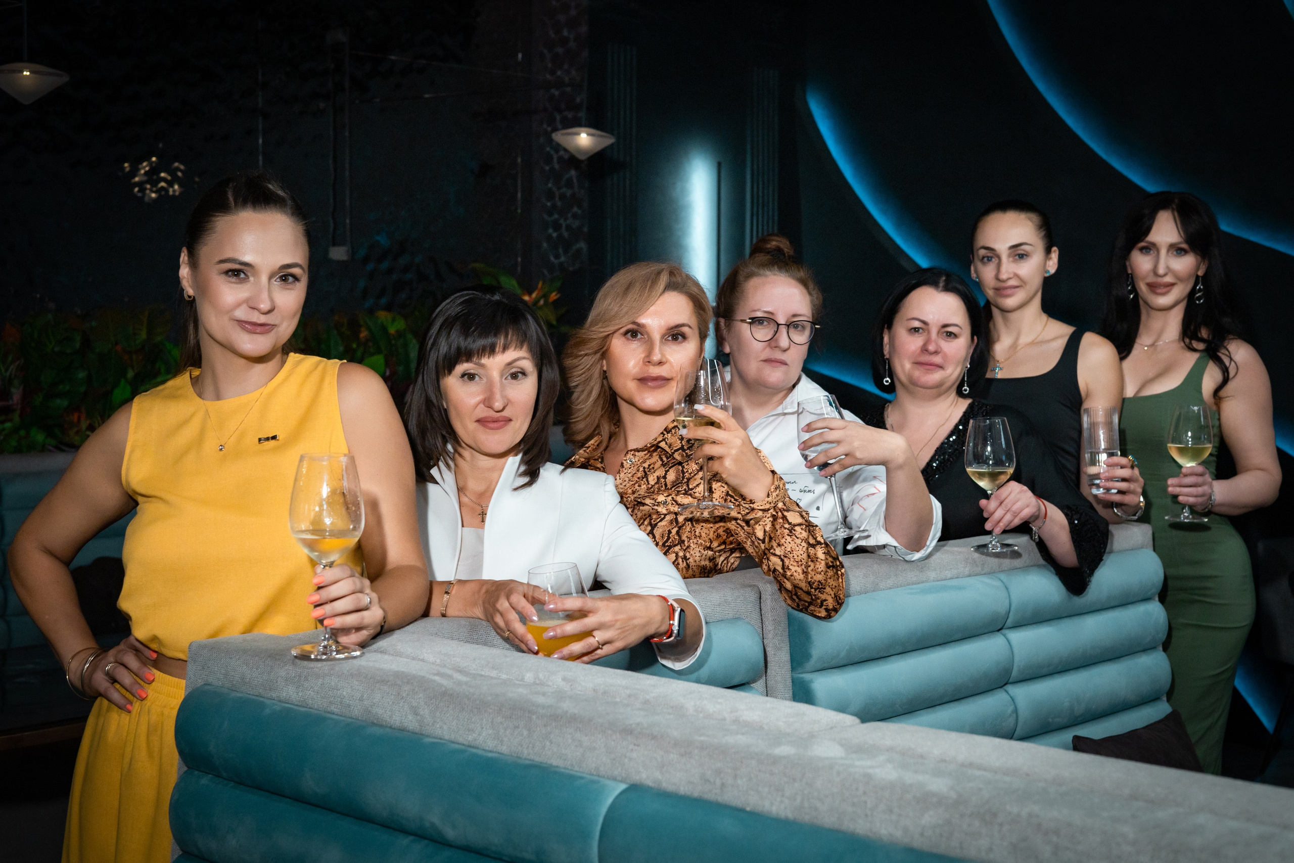 День рождения в ресторане Тургенев Таганрог. Фотограф Наталья Матвеева