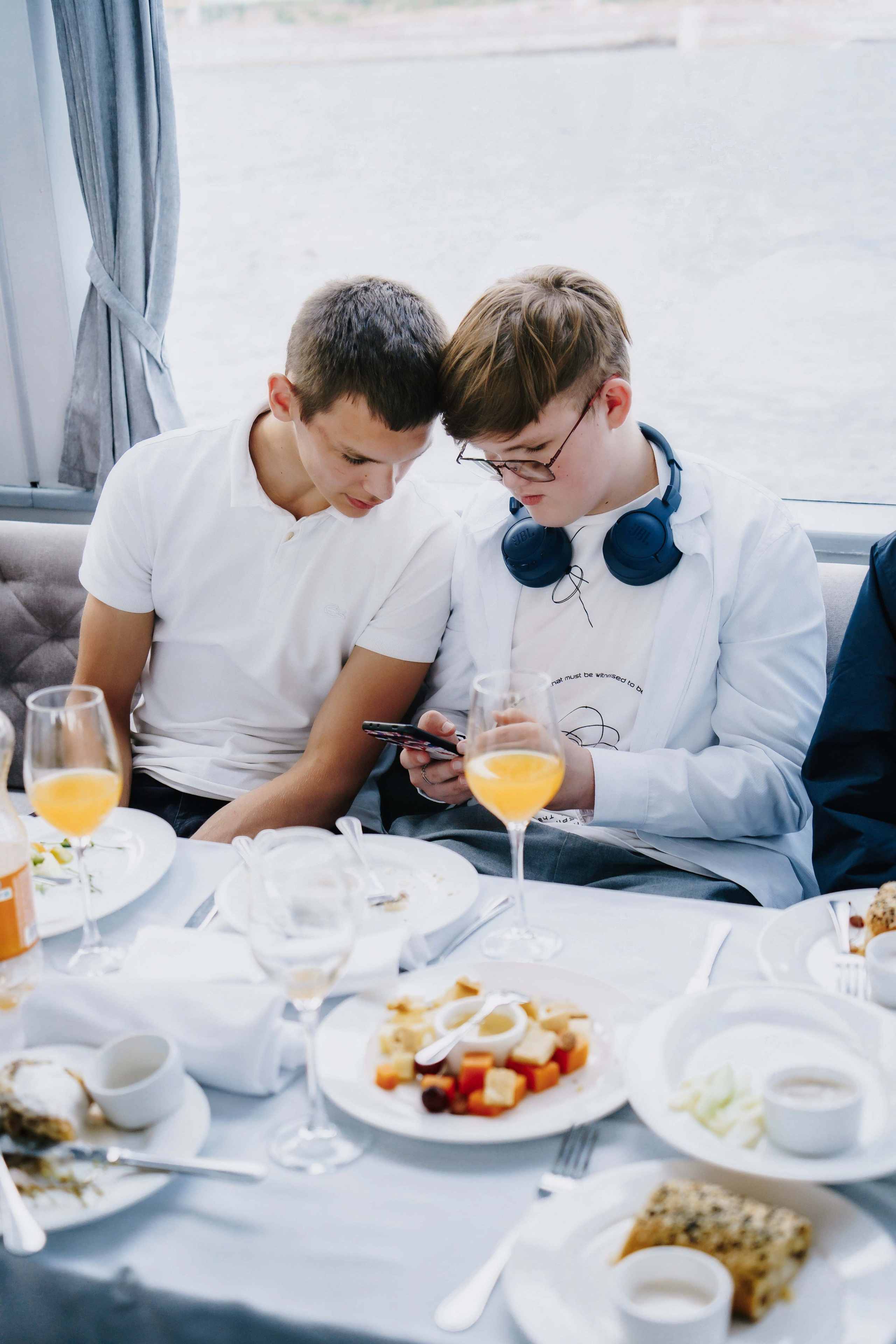 Выпускной 9В. Свадебный и семейный фотограф в Санкт-Петербурге Виктор Голубев