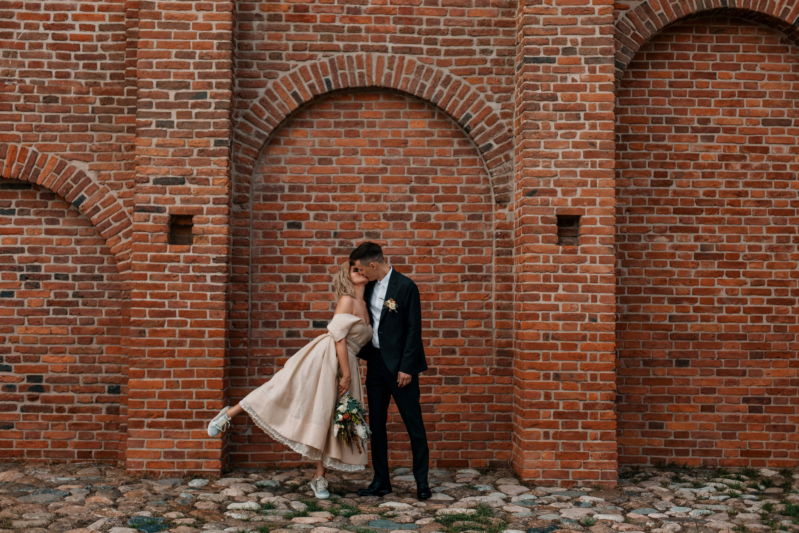 Свадьба для двоих с прогулкой в Выборге. Свадебный фотограф в Санкт-Петербурге Вика Стукачева