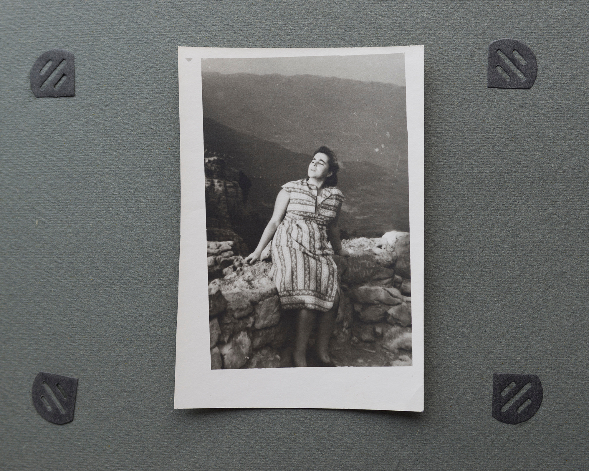 Альбом о путешествии по Крыму. Спидометр мотает километры, 1958 г. Plechinta Ekaterina — documentary photographer