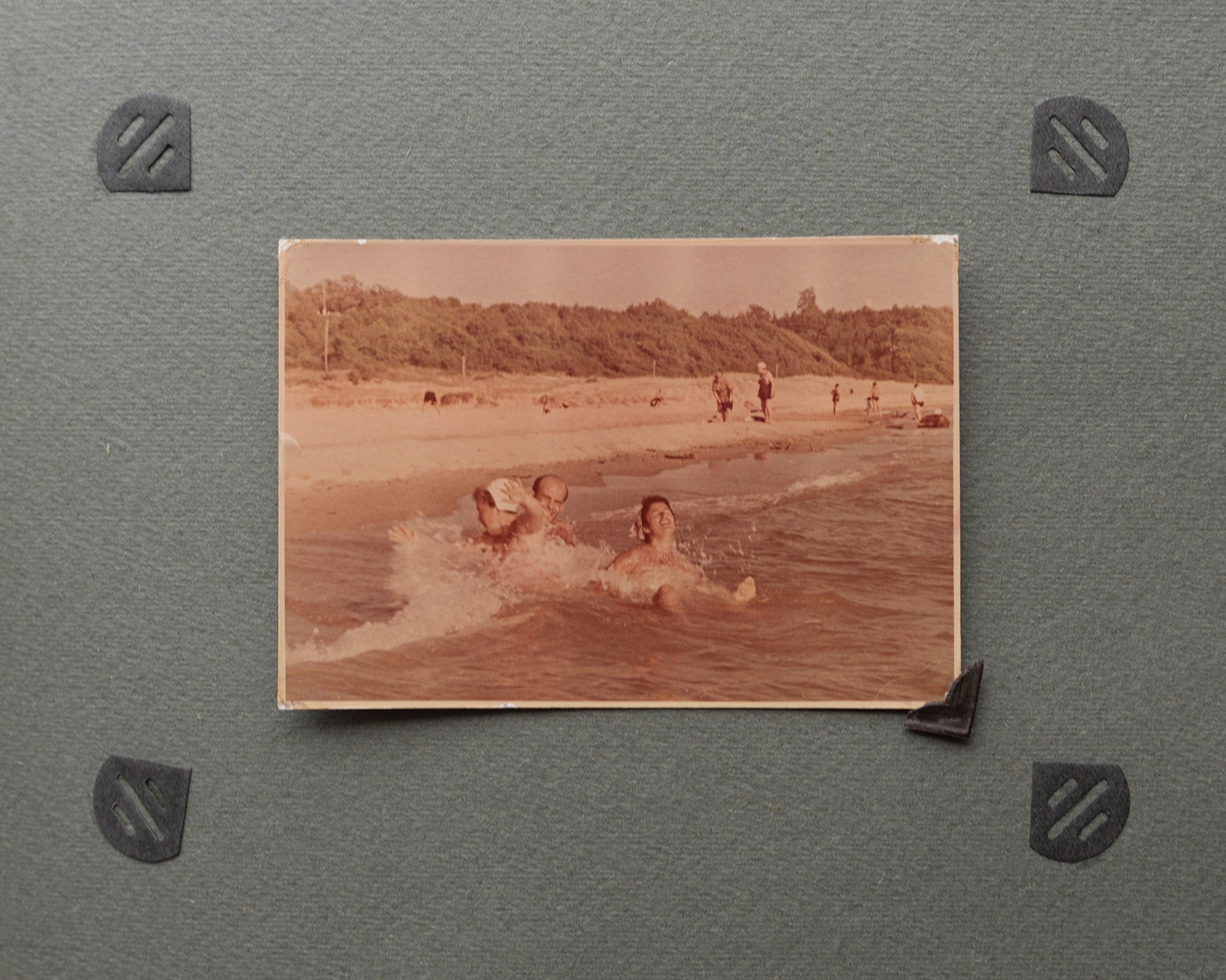 Альбом о путешествии по Крыму. Спидометр мотает километры, 1958 г. Plechinta Ekaterina — documentary photographer