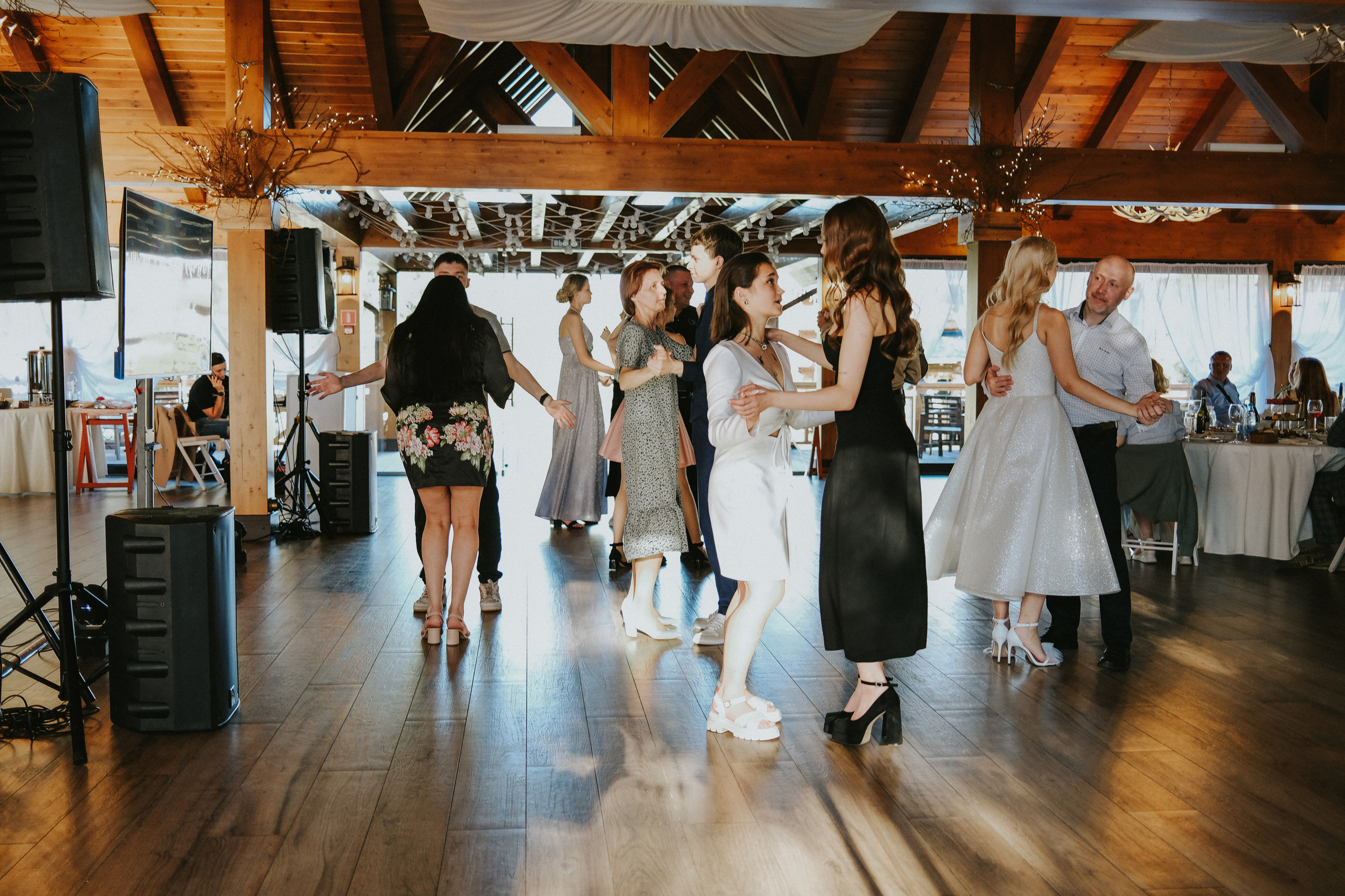 Выпускной 11 класс. Свадебный и репортажной фотограф Денис Ожигин в Краснодаре и Краснодарском крае