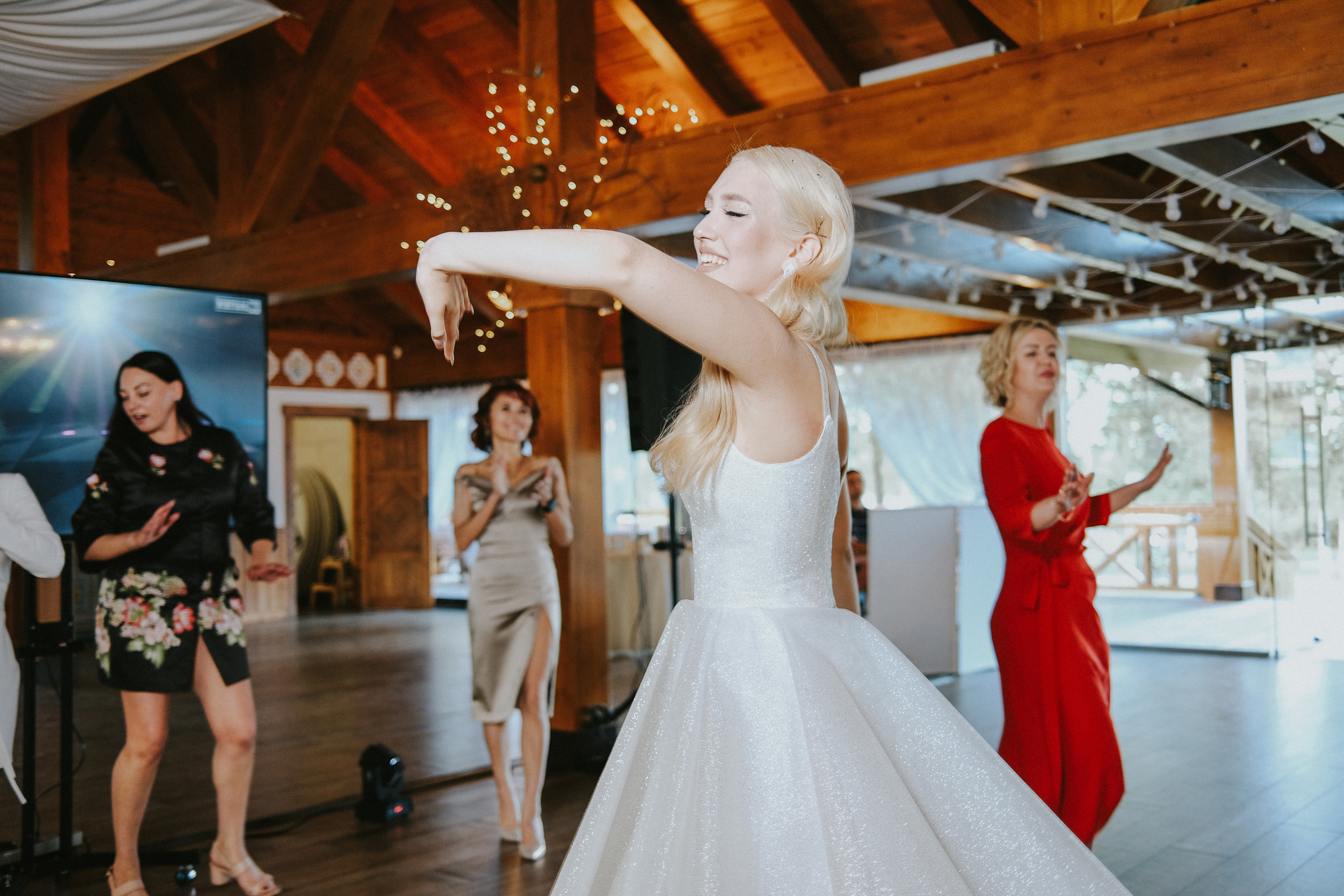 Выпускной 11 класс. Свадебный и репортажной фотограф Денис Ожигин в Краснодаре и Краснодарском крае