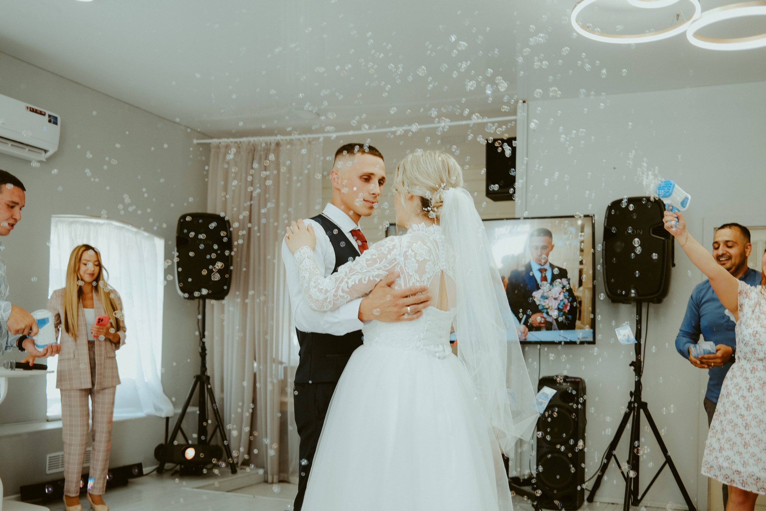 Александр и Людмила. Свадебный фотограф Денис Ожигин в Краснодаре и крае. Эмоциональная и стильная съемка вашего дня