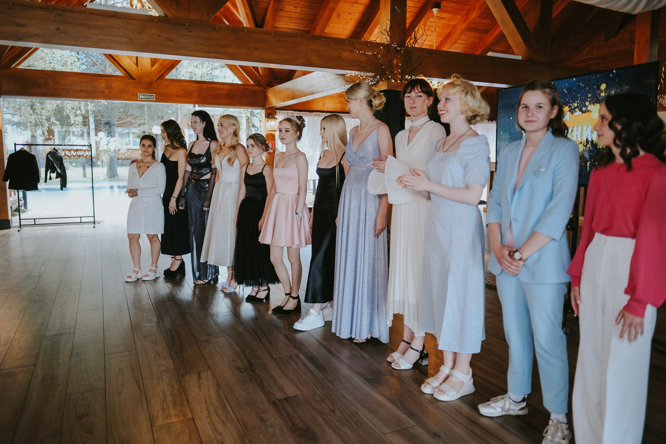 Выпускной 11 класс. Свадебный и репортажной фотограф Денис Ожигин в Краснодаре и Краснодарском крае