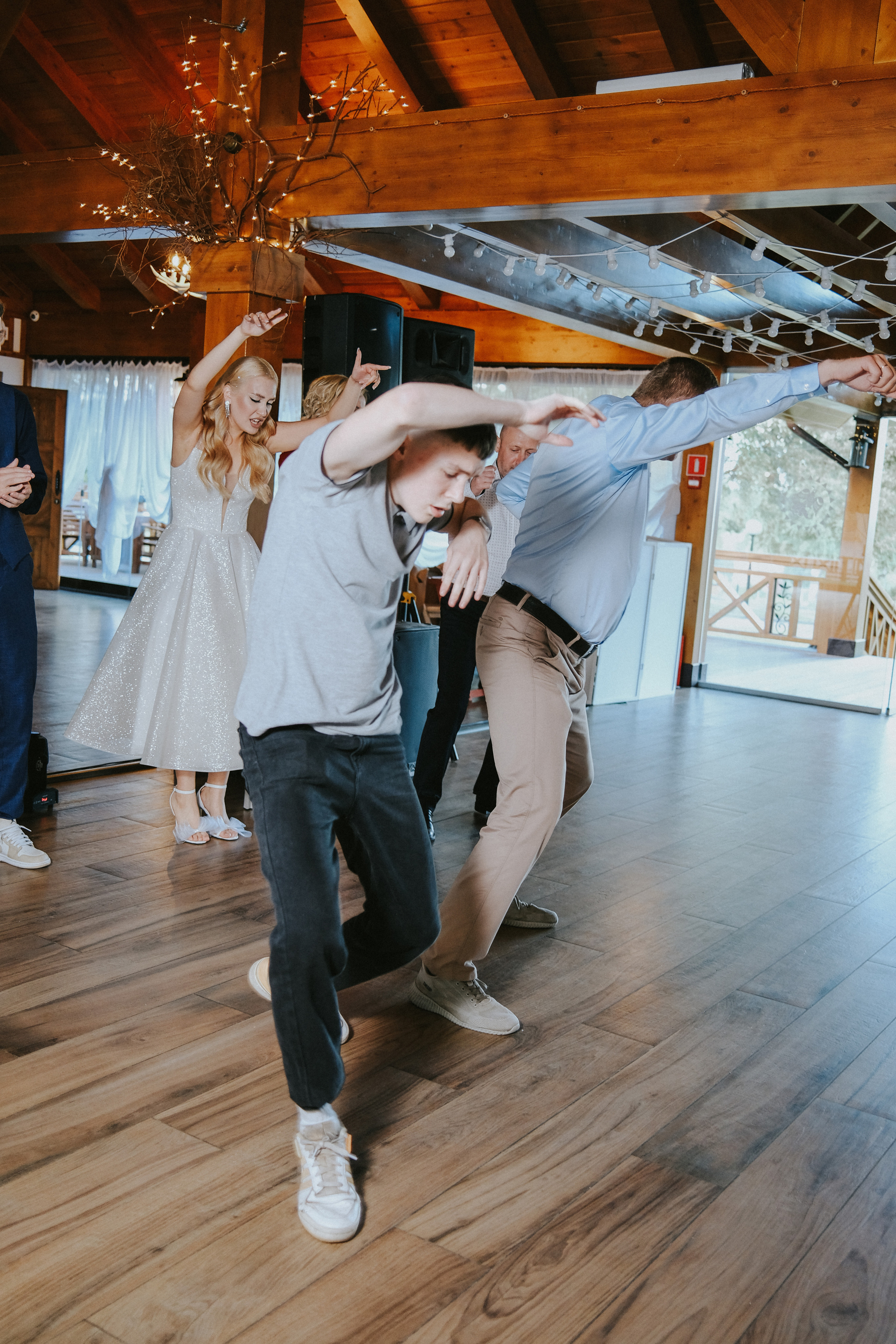Выпускной 11 класс. Свадебный и репортажной фотограф Денис Ожигин в Краснодаре и Краснодарском крае