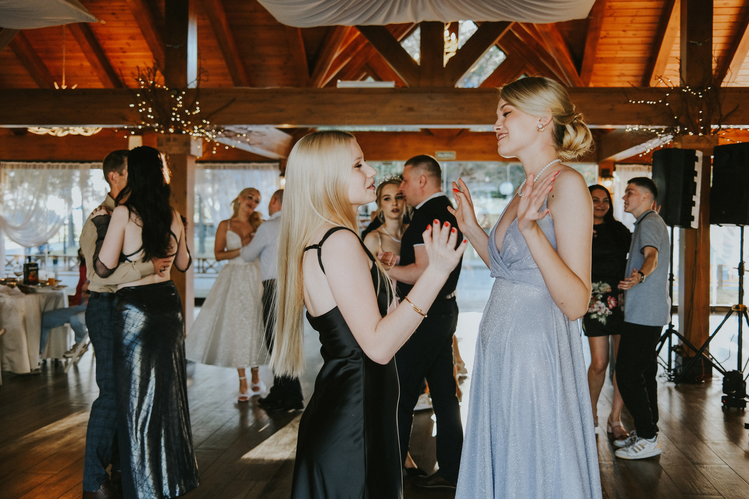 Выпускной 11 класс. Свадебный и репортажной фотограф Денис Ожигин в Краснодаре и Краснодарском крае