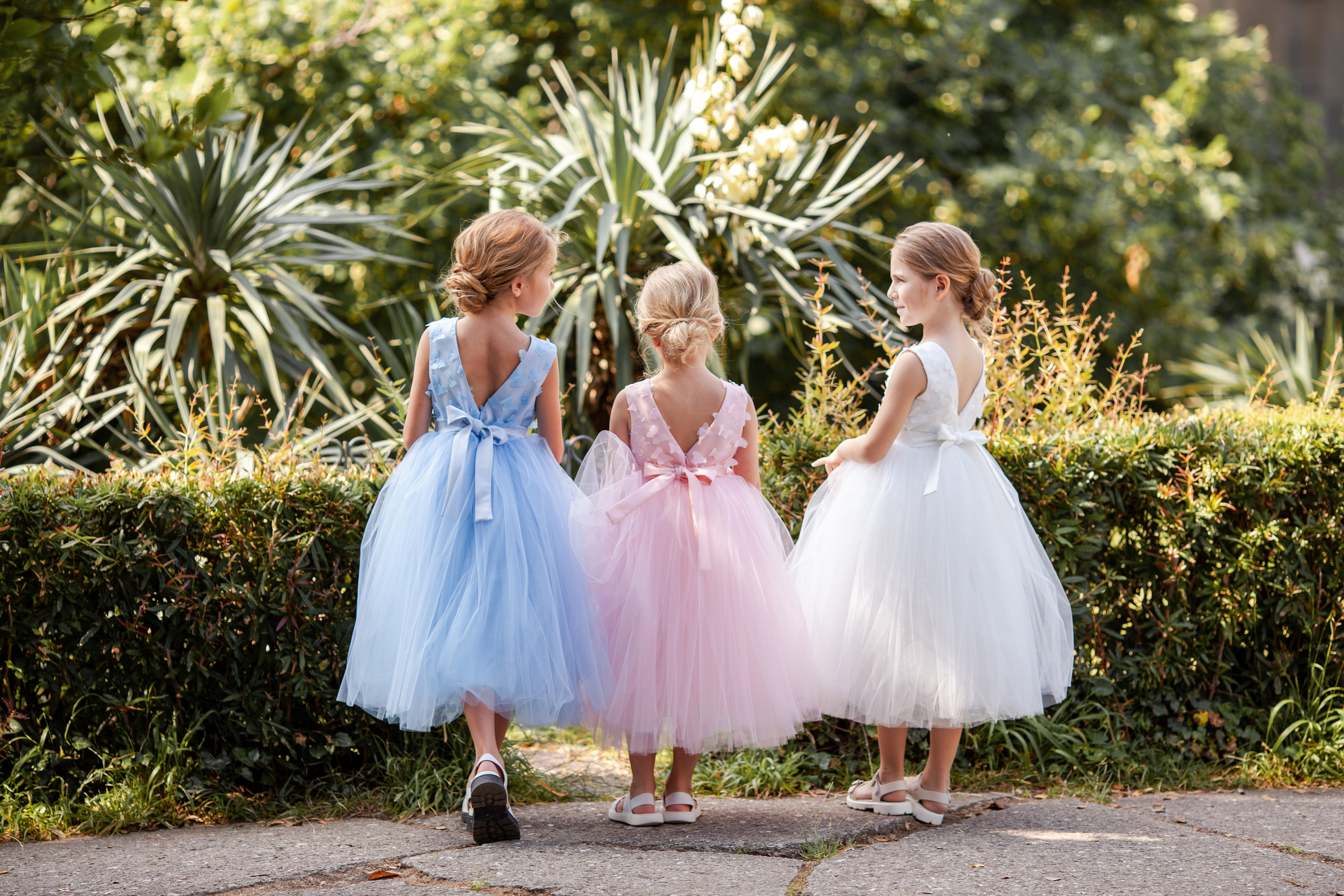 KROLLY. Нарядные платья. 2023. Римма Зайцева контент для брендов