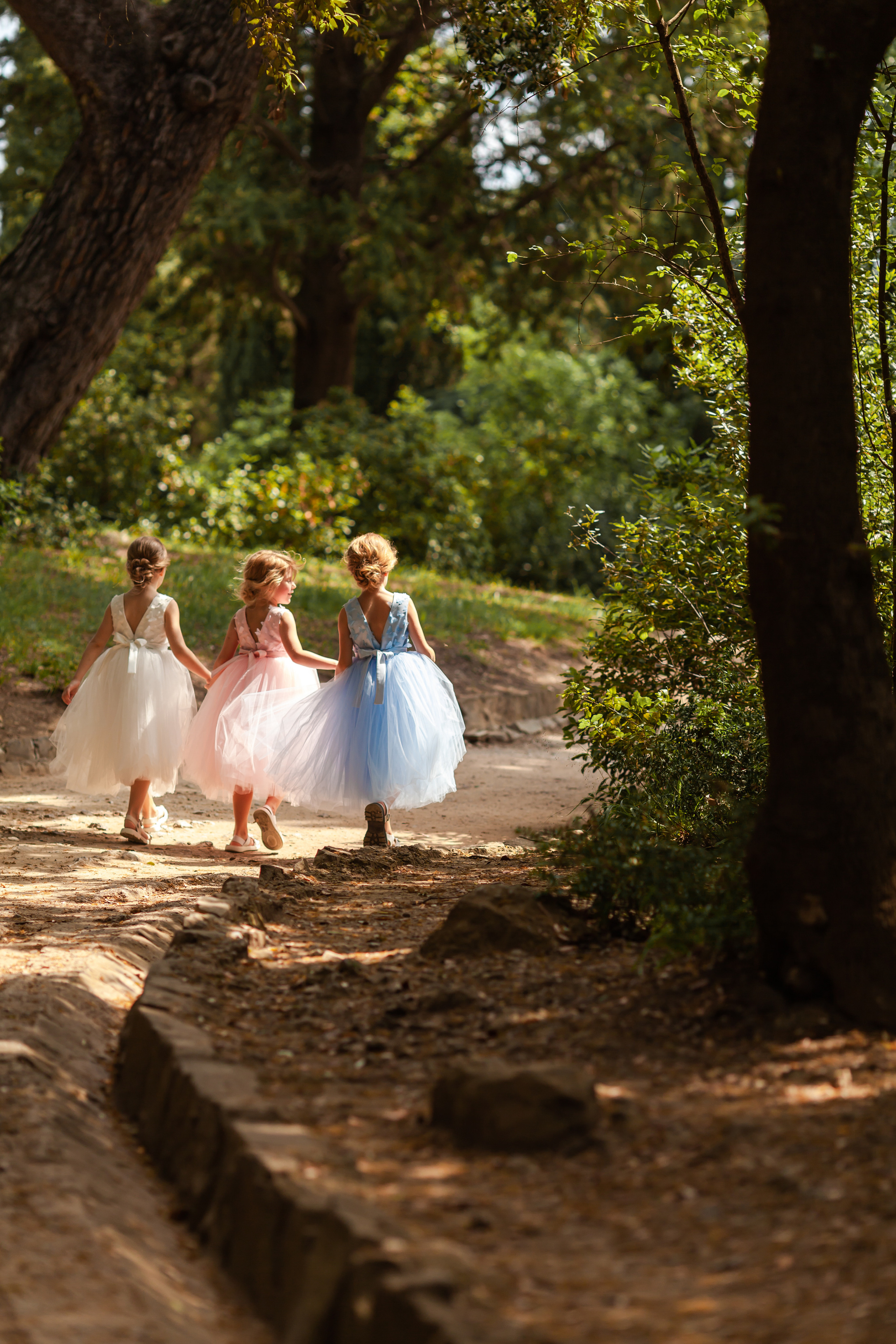 KROLLY. Нарядные платья. 2023. Римма Зайцева контент для брендов