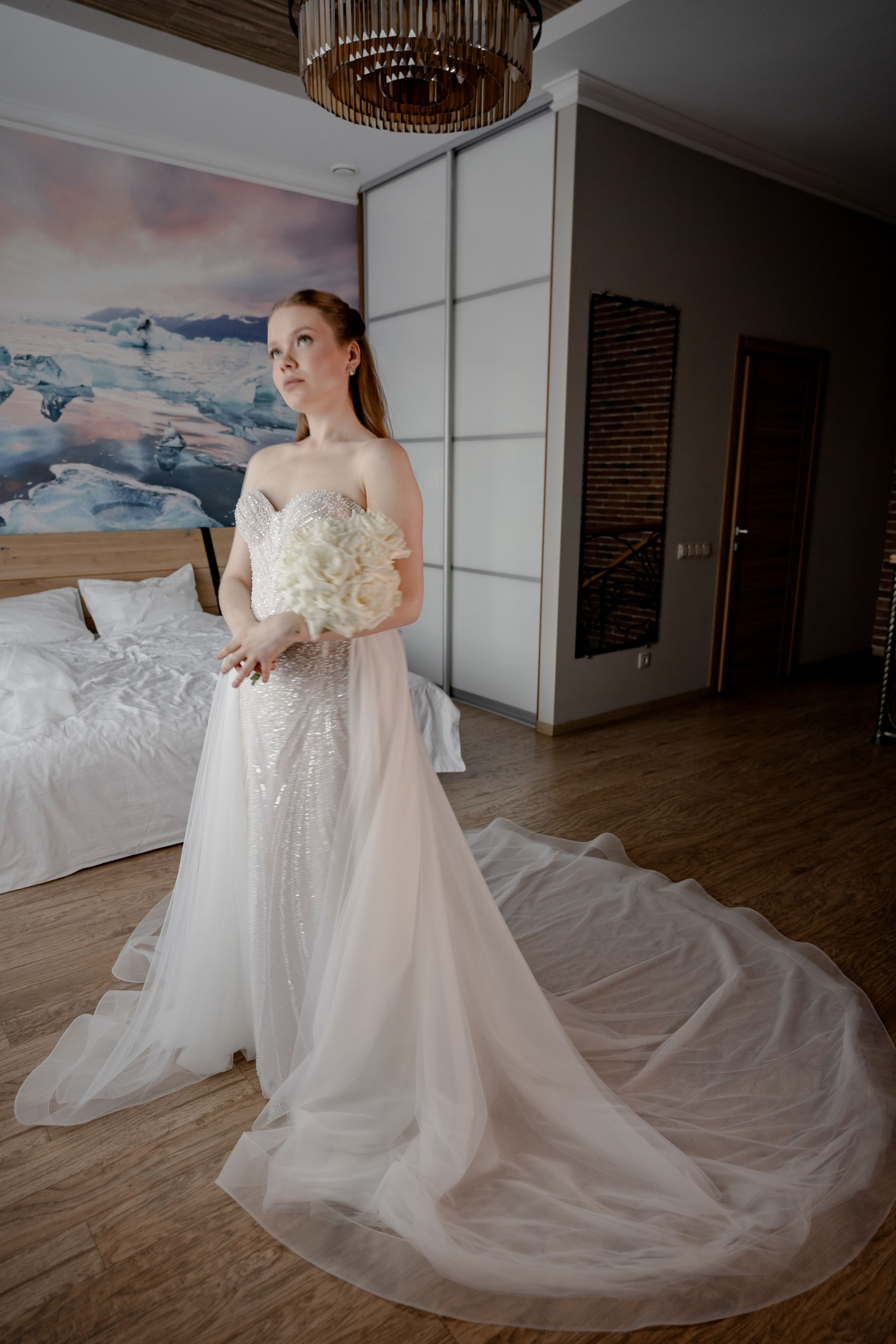 СВАДЕБНАЯ СЬЕМКА СБОРОВ В ОТЕЛЕ И ВЫЕЗД НА ЦЕРЕМОНИЮ (СНЯТО В СИБИРЕ В НИЖНЕВАРТОВСКЕ)М. Профессиональный фотограф, Санкт-Петербург — Виктория Богомолова