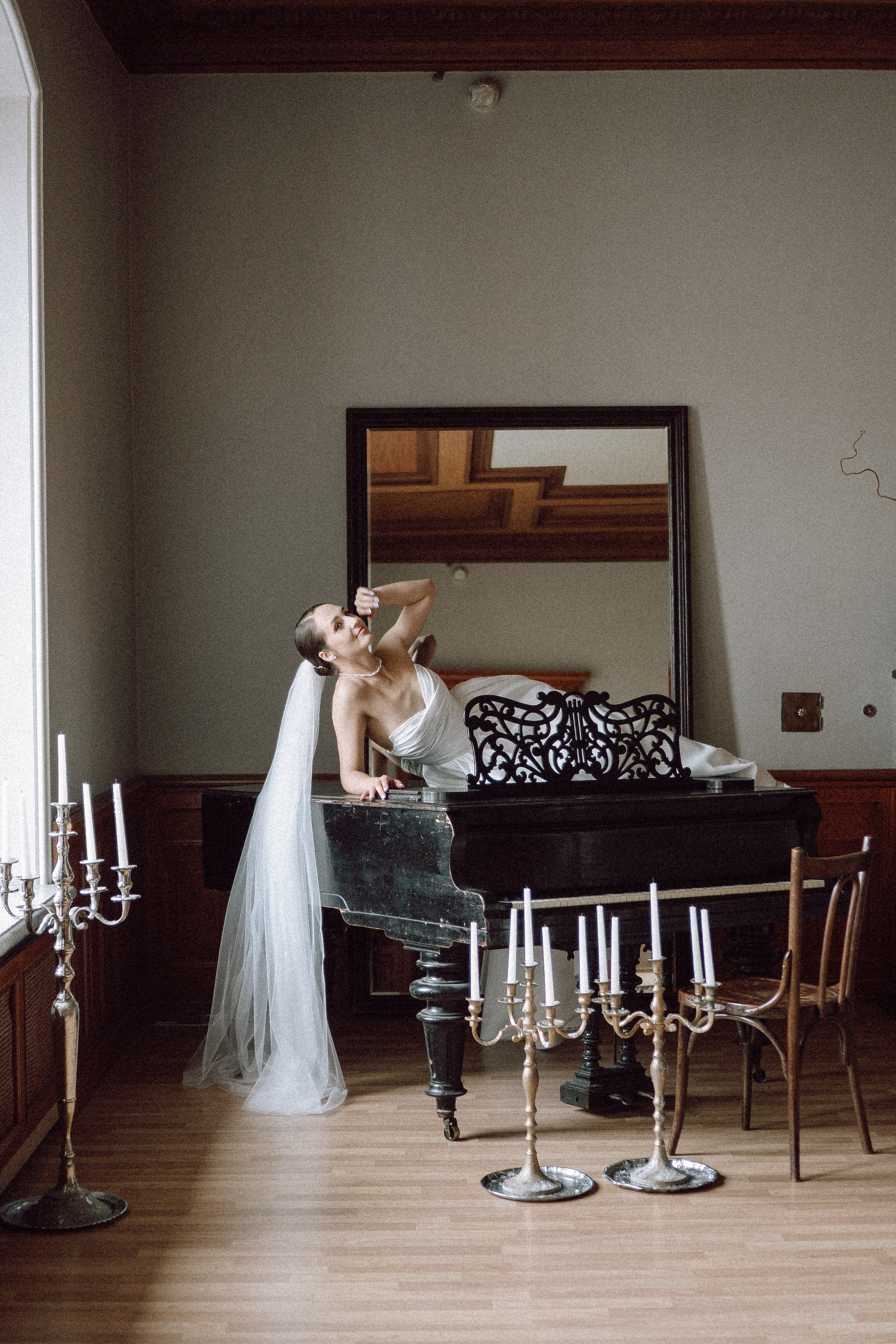 СВАДЕБНАЯ ПРОГУЛКА В САНТК-ПЕТЕРБУРГЕ (ИСАКИЕВСКИЙ СОБОР, ЗИМНЯЯ КАНАВКА, ЭРМИТАЖ И БОЛЬШАЯ МОРСКАЯ УЛИЦА). Профессиональный фотограф, Санкт-Петербург — Виктория Богомолова