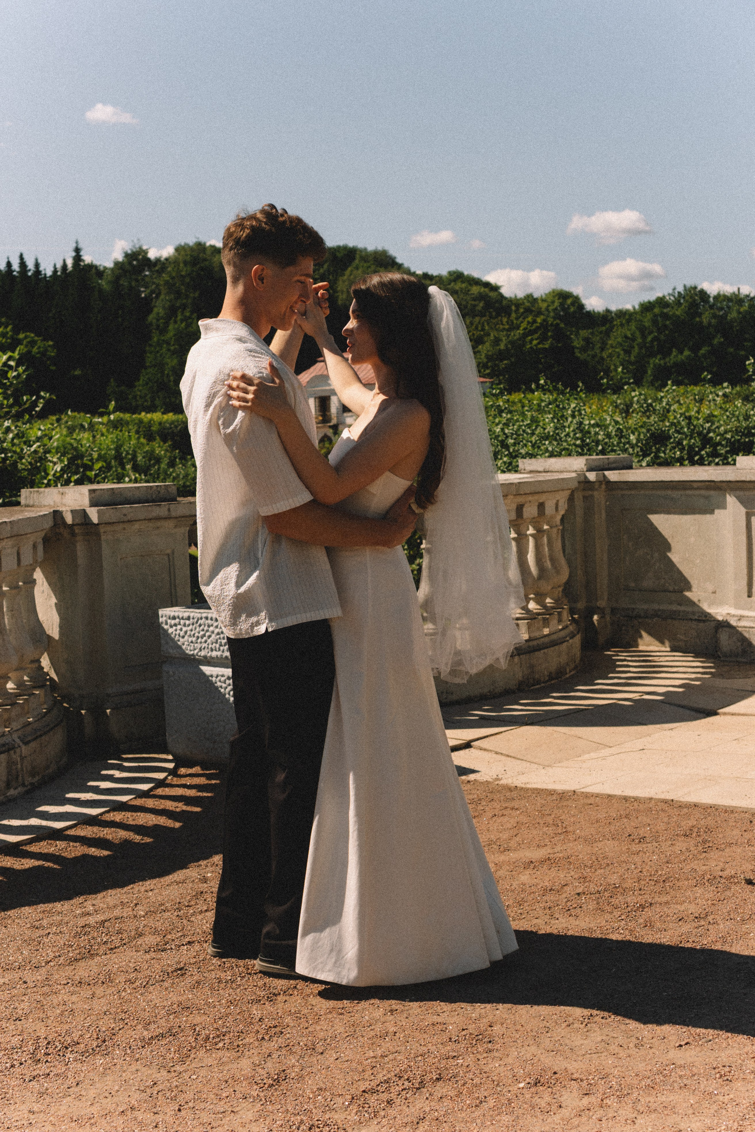 СВАДЕБНАЯ СЬЕМКА В ПЕТЕРГОФЕ И СЬЕМКА РЕПОРТАЖА В ЗАГСЕ ПЕТЕРГОФА. Профессиональный фотограф, Санкт-Петербург — Виктория Богомолова