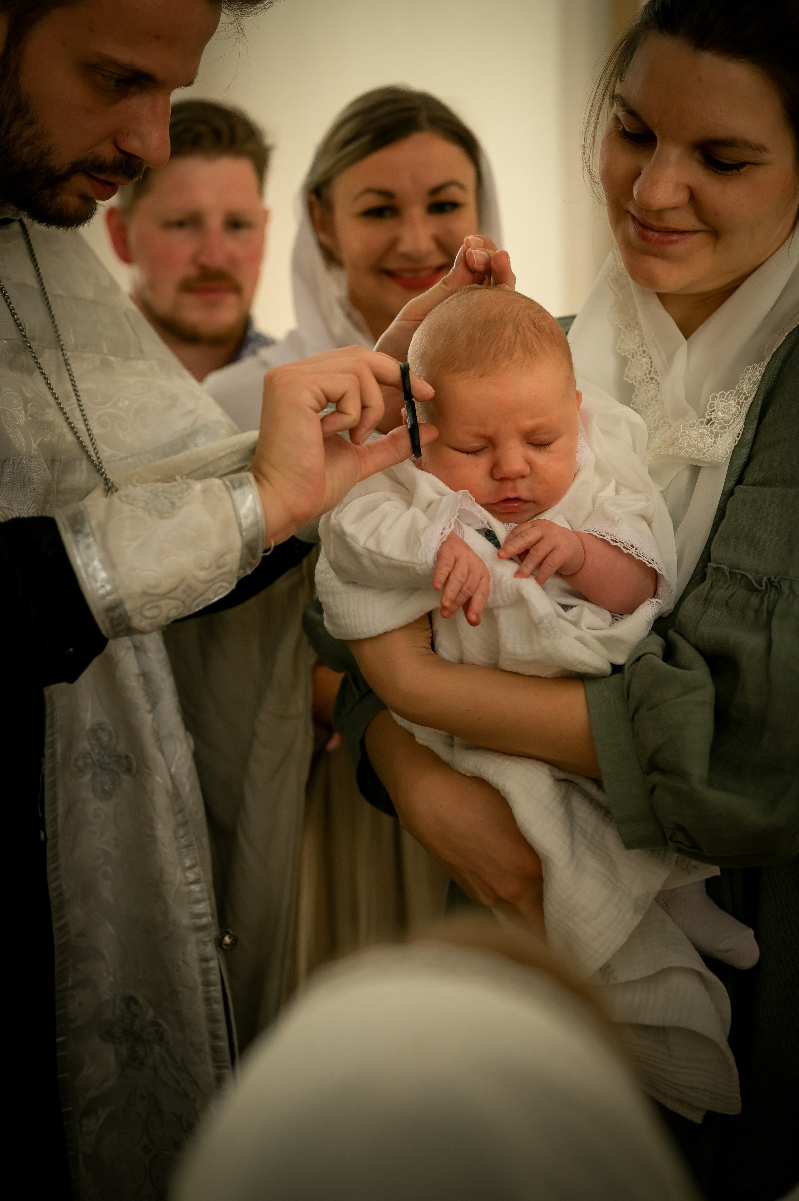 Таинство крещения. Фотограф новорождённых, семейный, школьный в городе Калуге Евгения