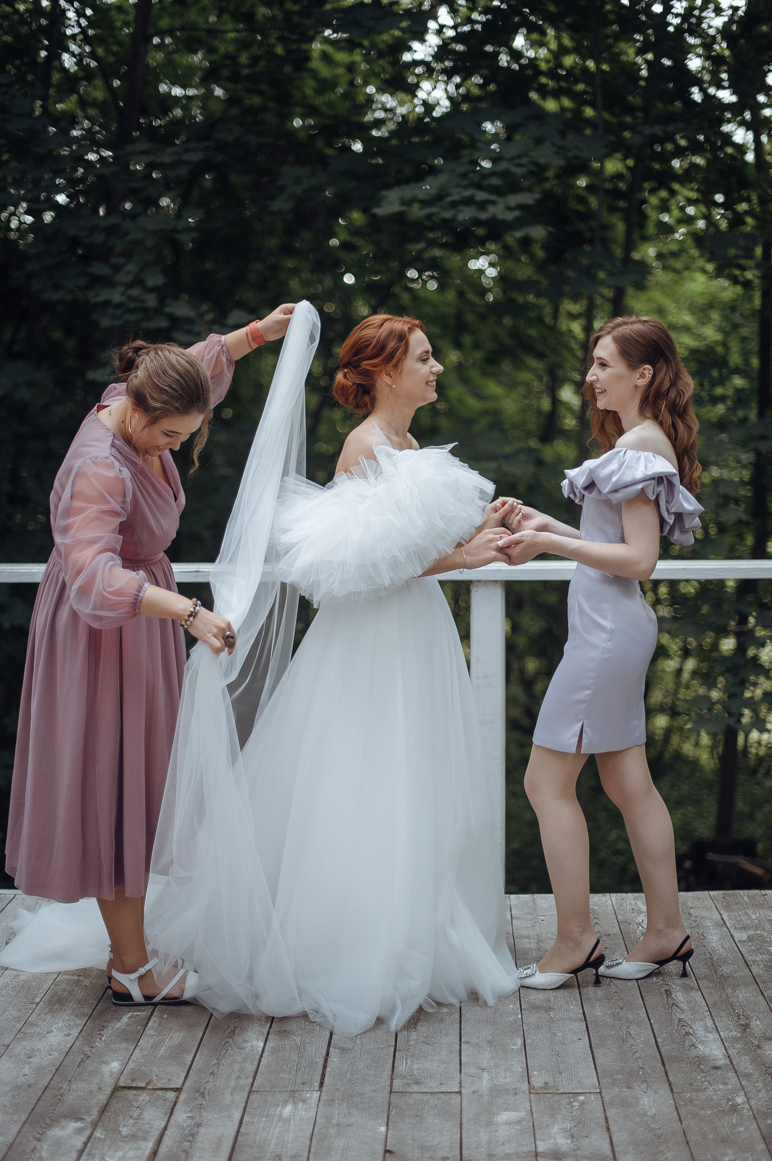 Семейный и дружелюбный свадебный день Людмилы и Сергея. Свадебный фотограф в Ярославле Денис Медоваров