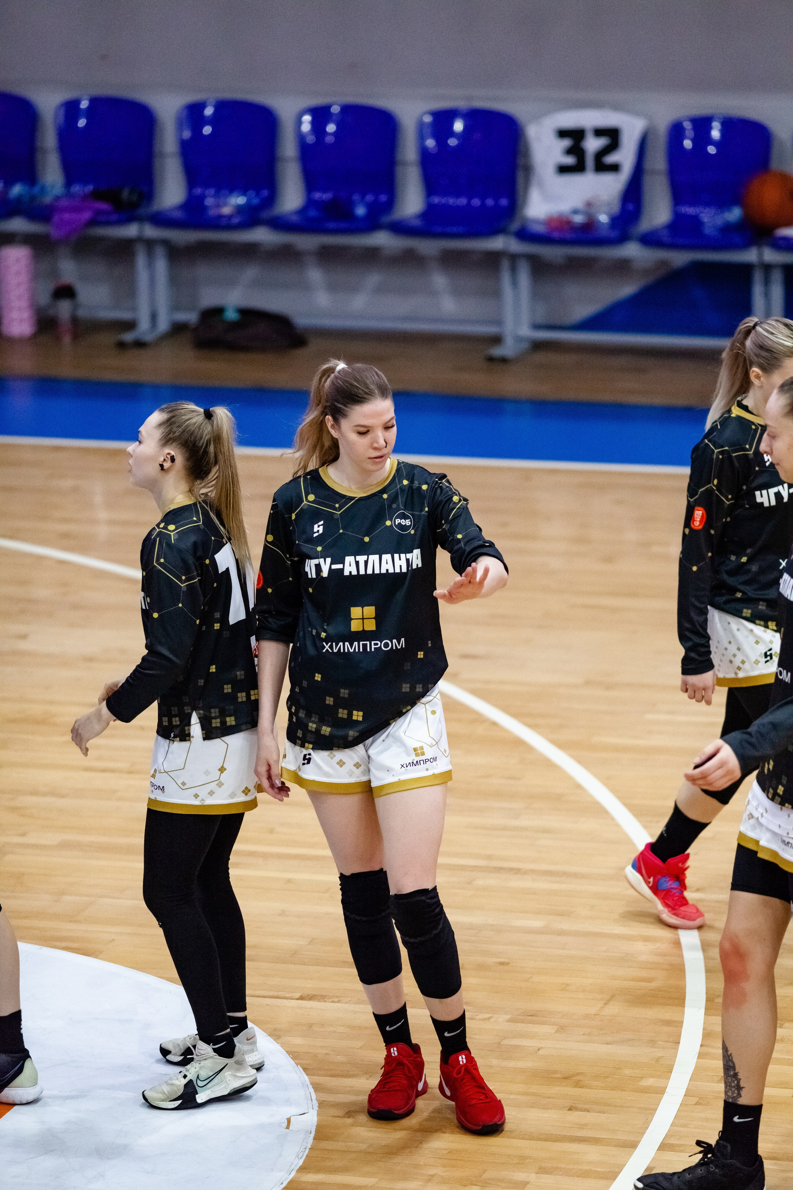 ЧГУ-Атланта — Славянка. Фотография