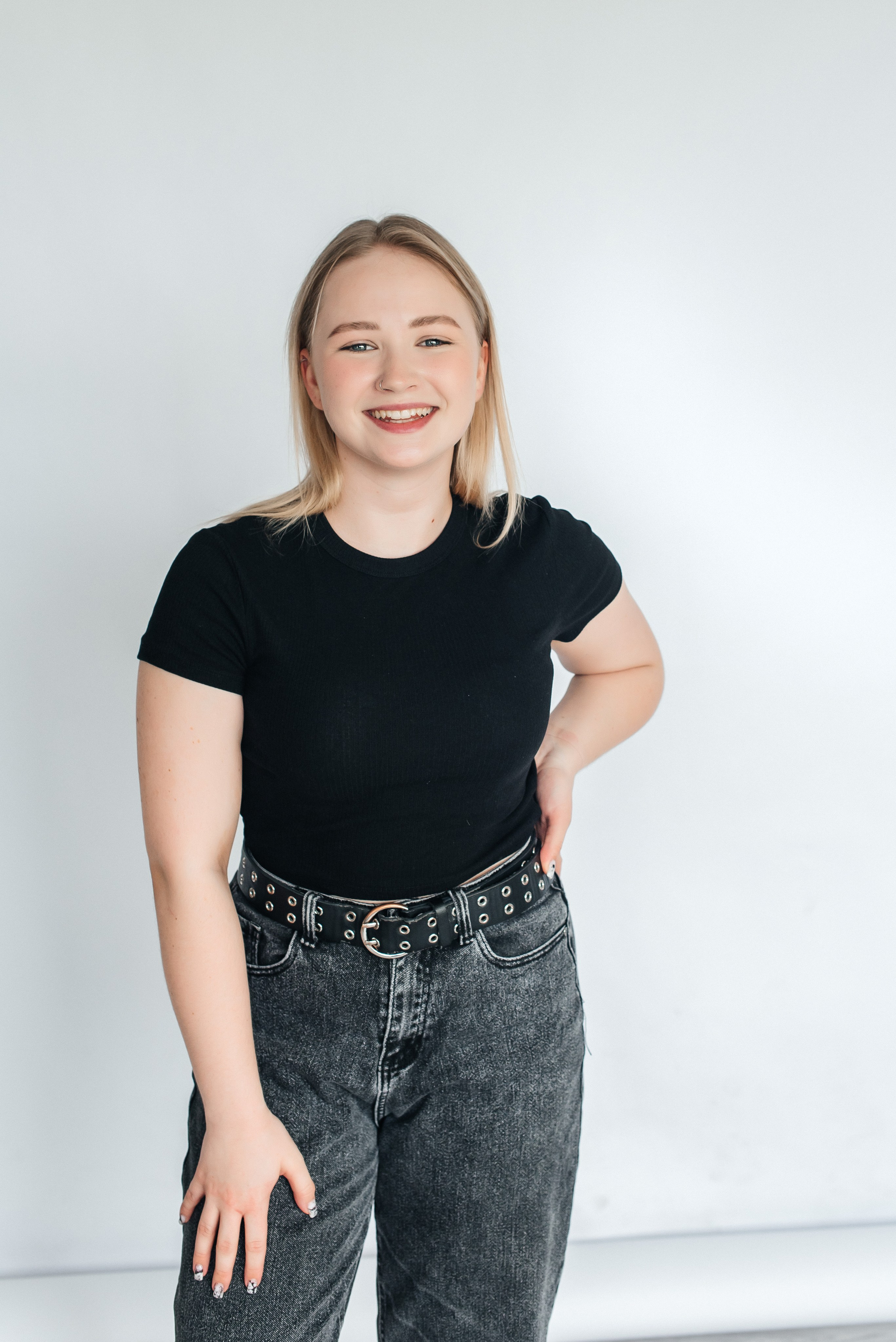 Анастасия в студии. Детский и семейный фотограф выпускной альбом Приморско-Ахтарск