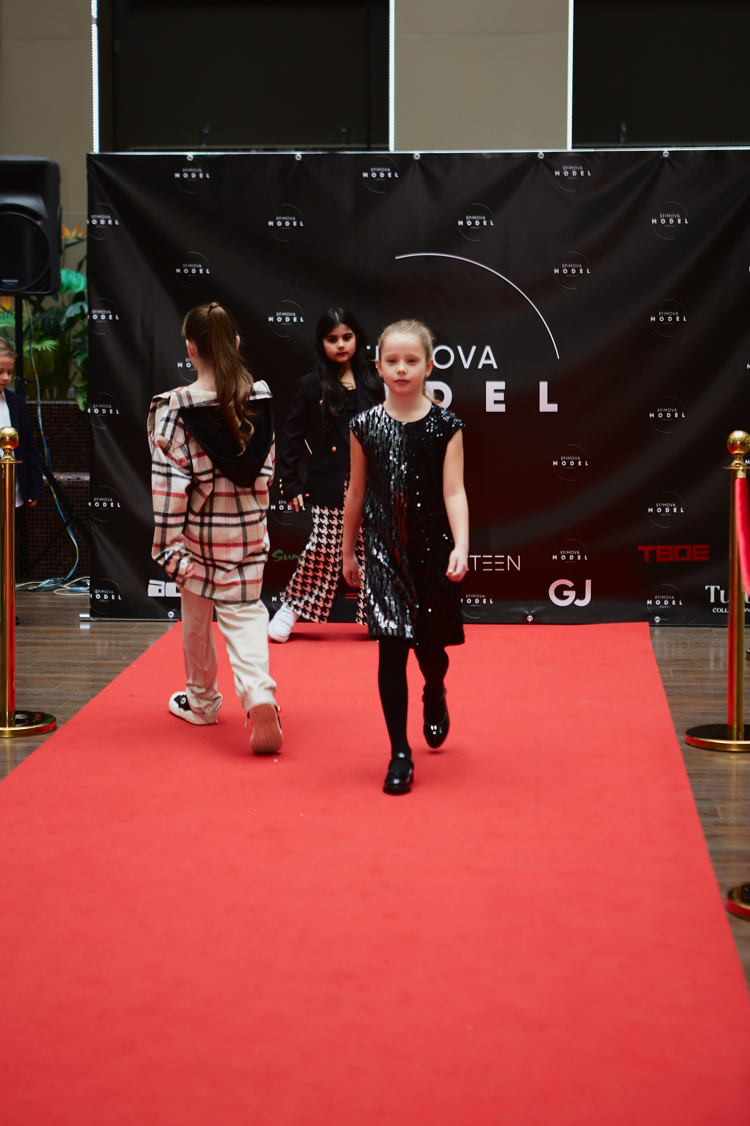 FASHION SHOW ТЦ Sun City. Efimova Model Agency