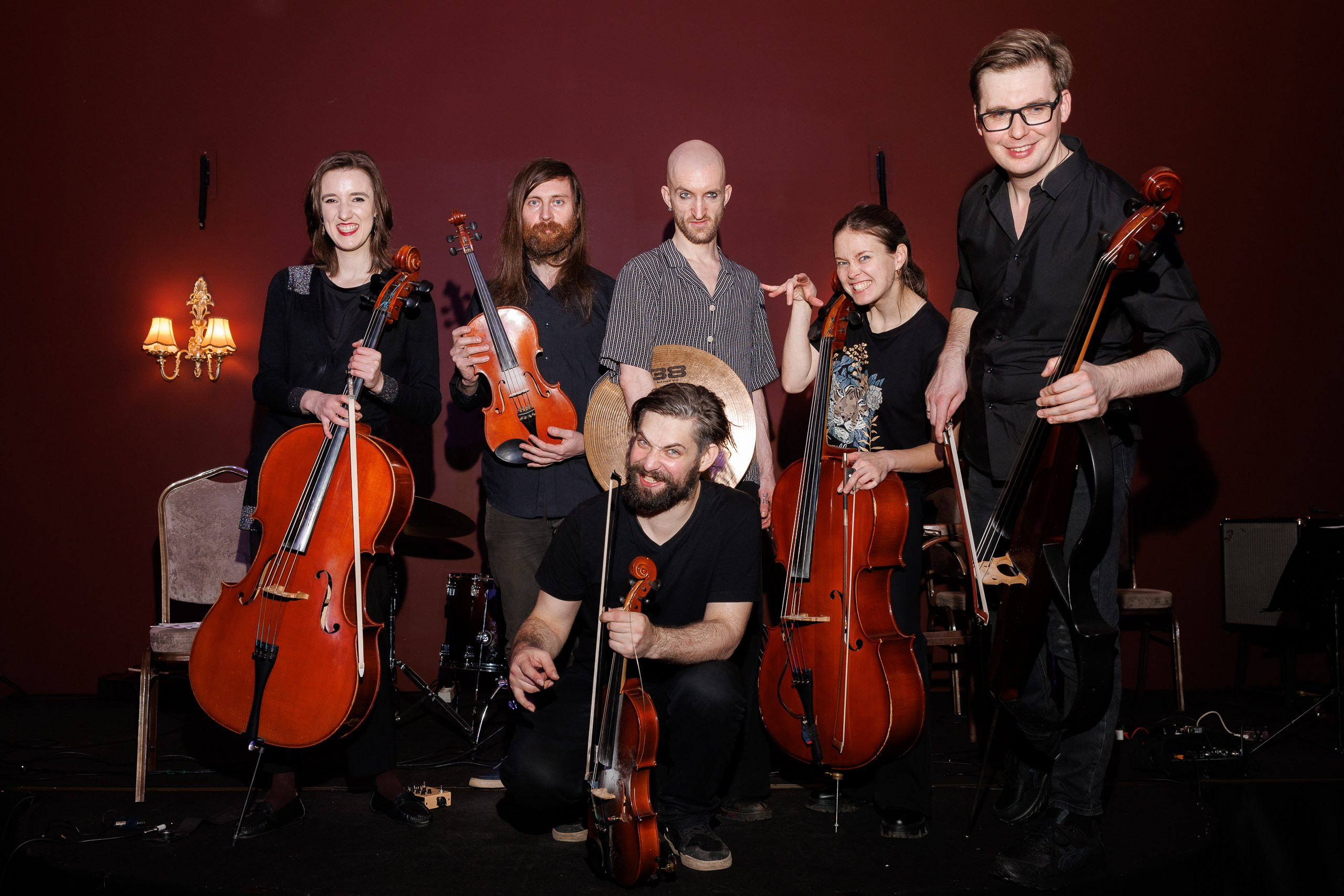 Концерт ATOMIC CELLOS в пространстве FREEDOM. Фотограф в Санкт-Петербурге — Сергей Петров