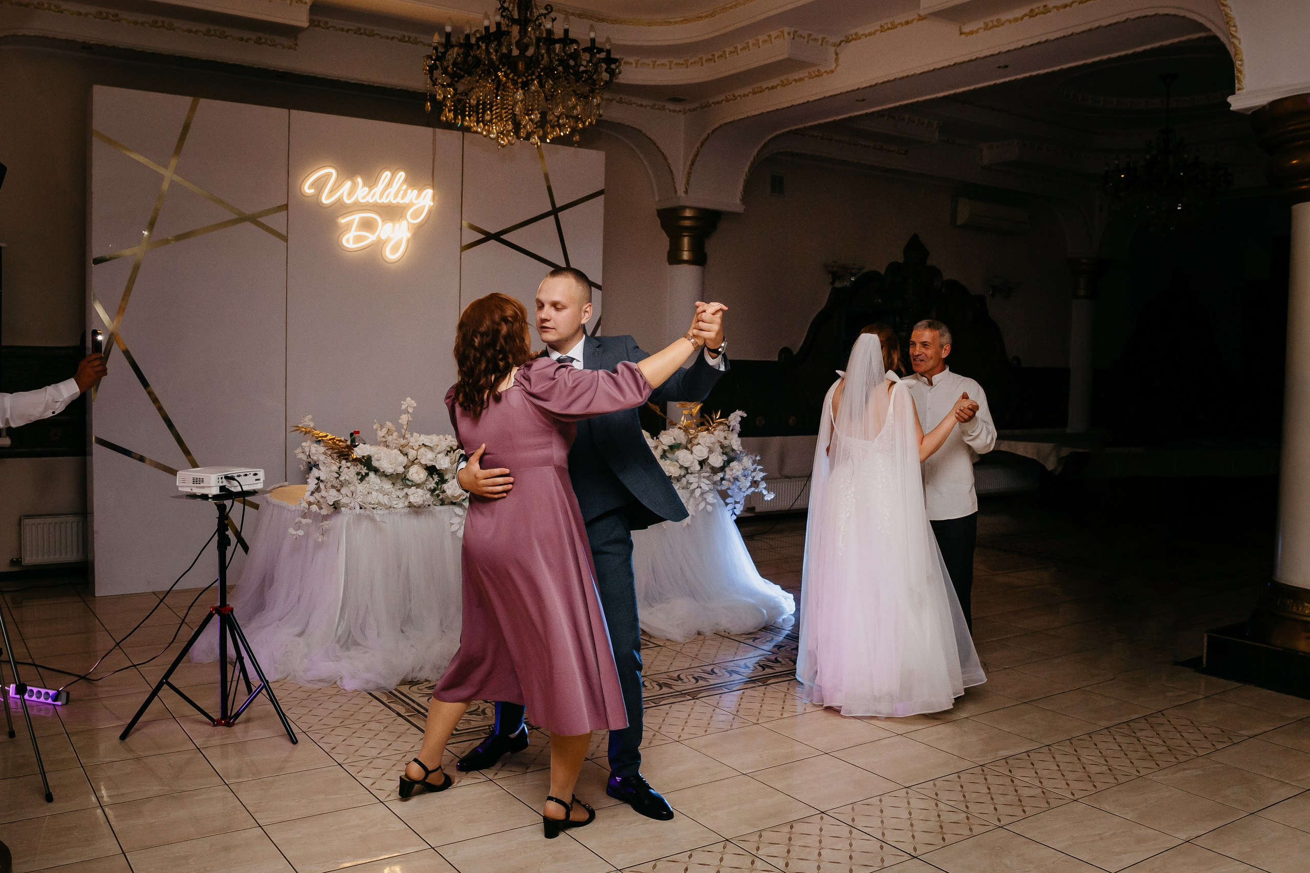 V & V. Фотограф, видеограф в Челябинске Глеб Хазиев