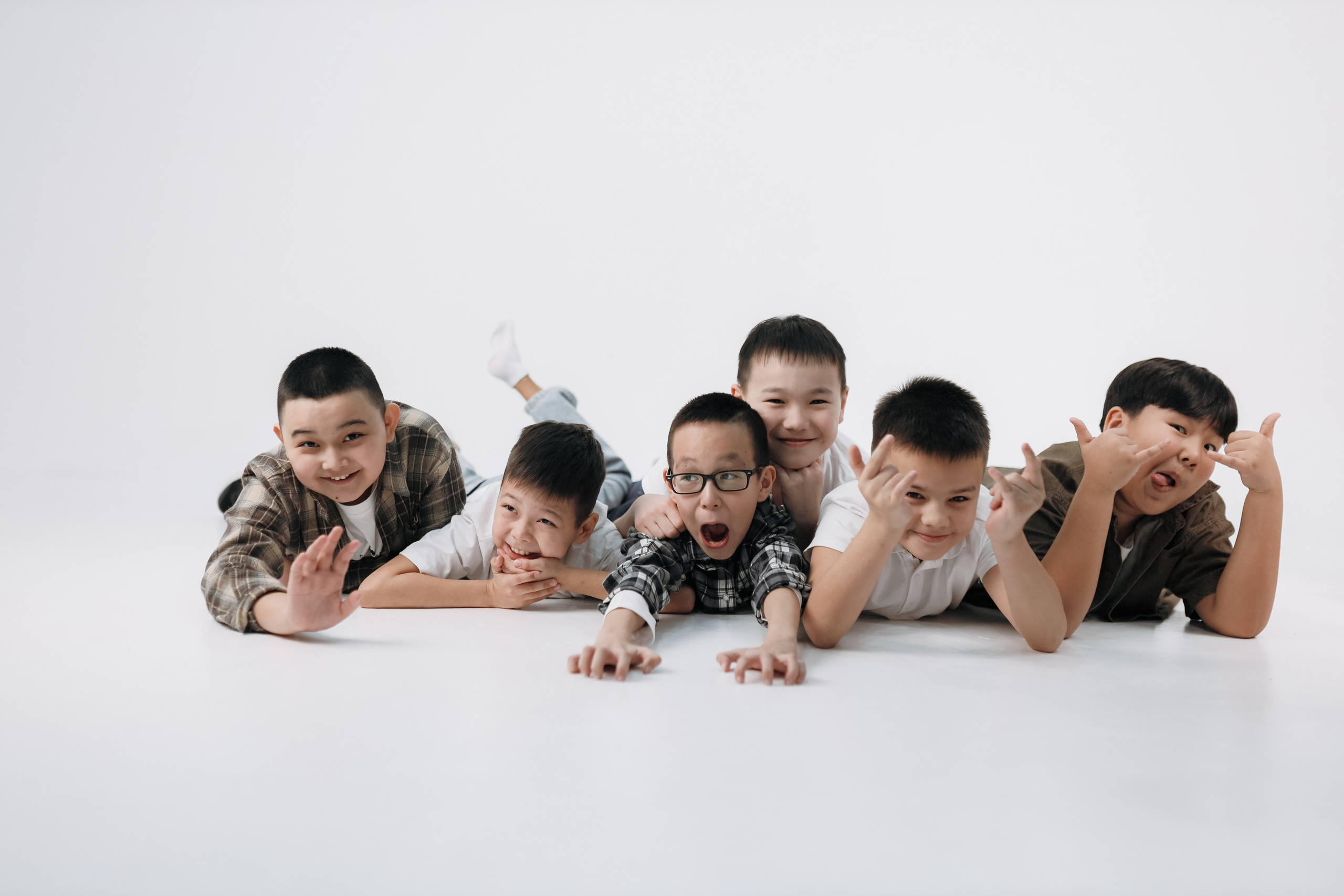 Выпускники. Фотограф в Жезказгане. Графический дизайнер