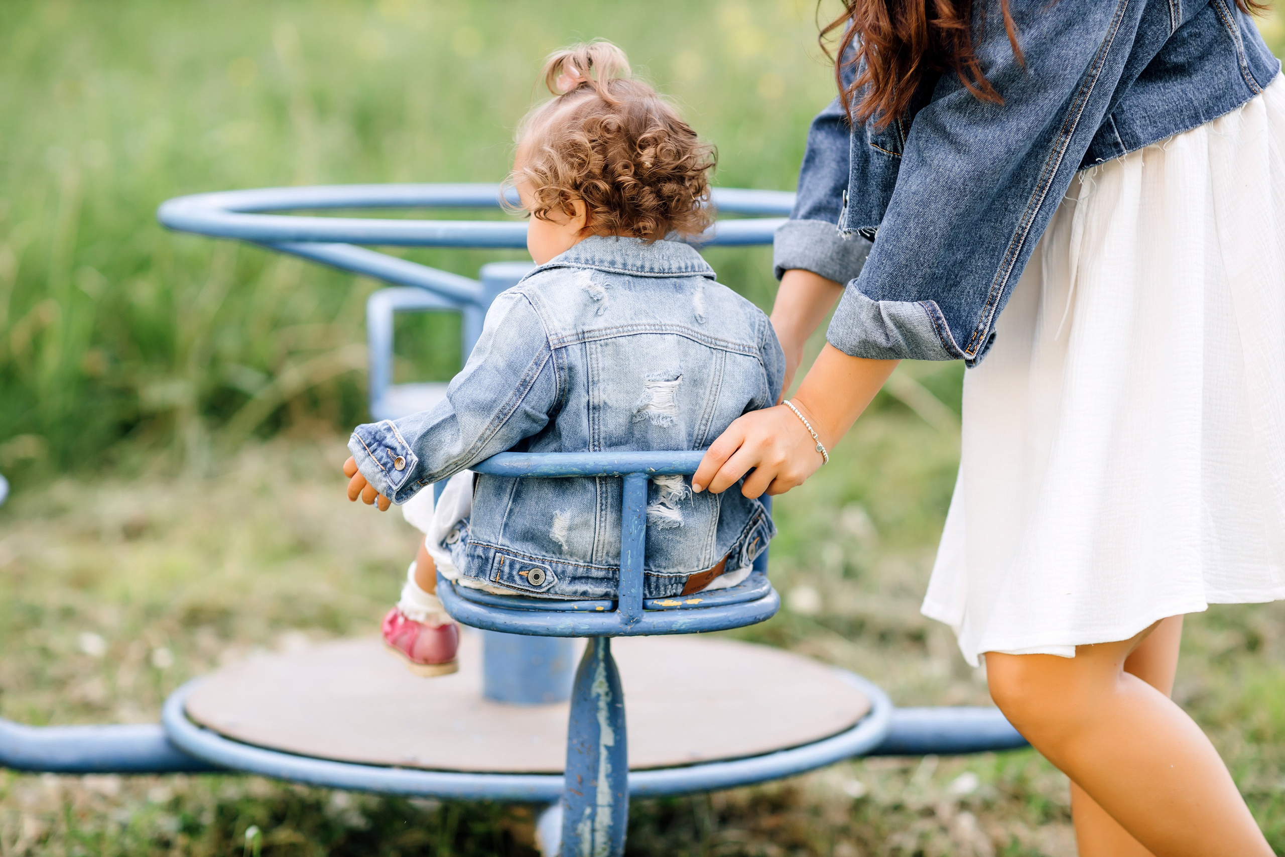 Ульяна и Алиса. Любовь Чуляева — свадебный фотограф в Москве и Европе