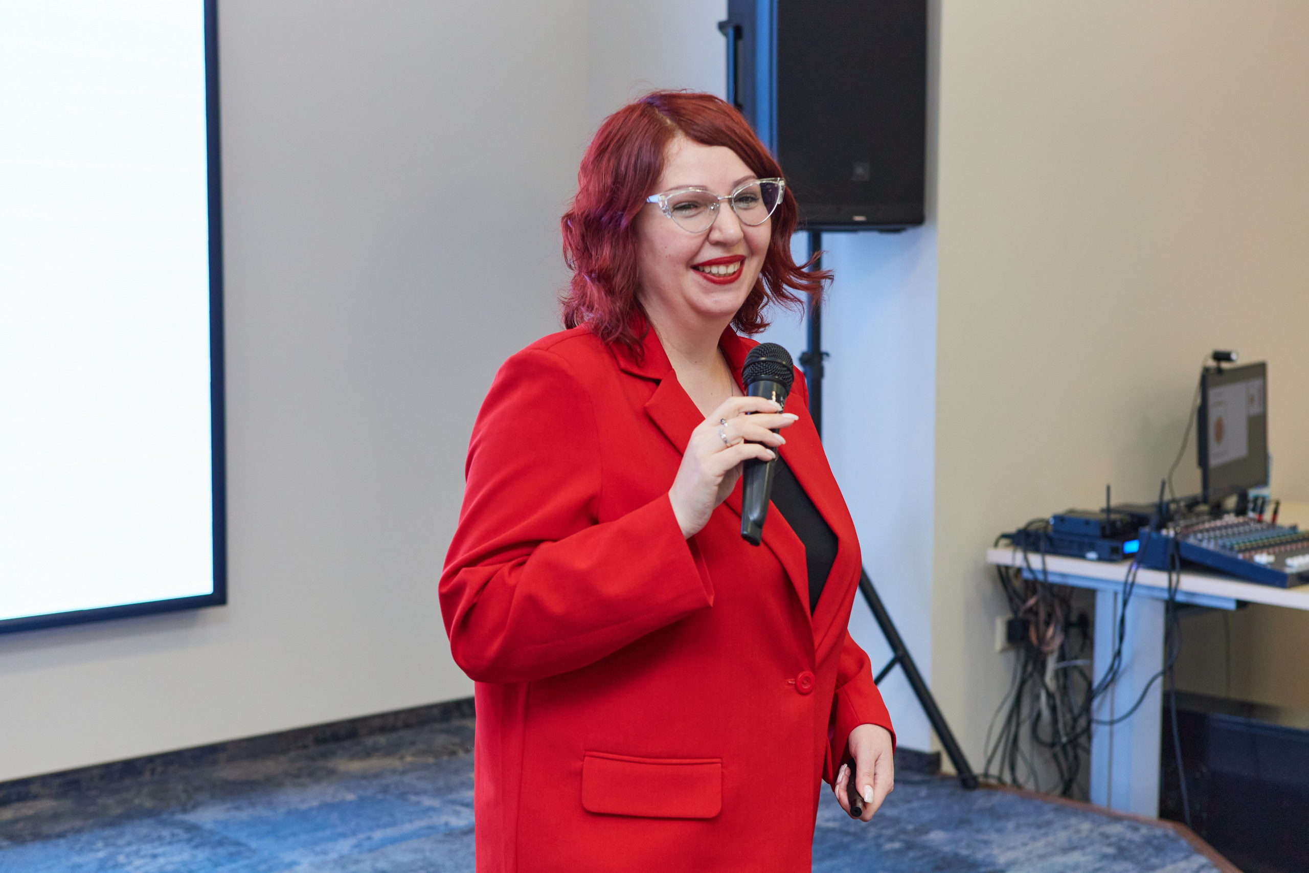 Бизнес-игра «Экспортное казино», центр «Мой Бизнес». Контент-фотограф в Абакане Наталья Нагибина