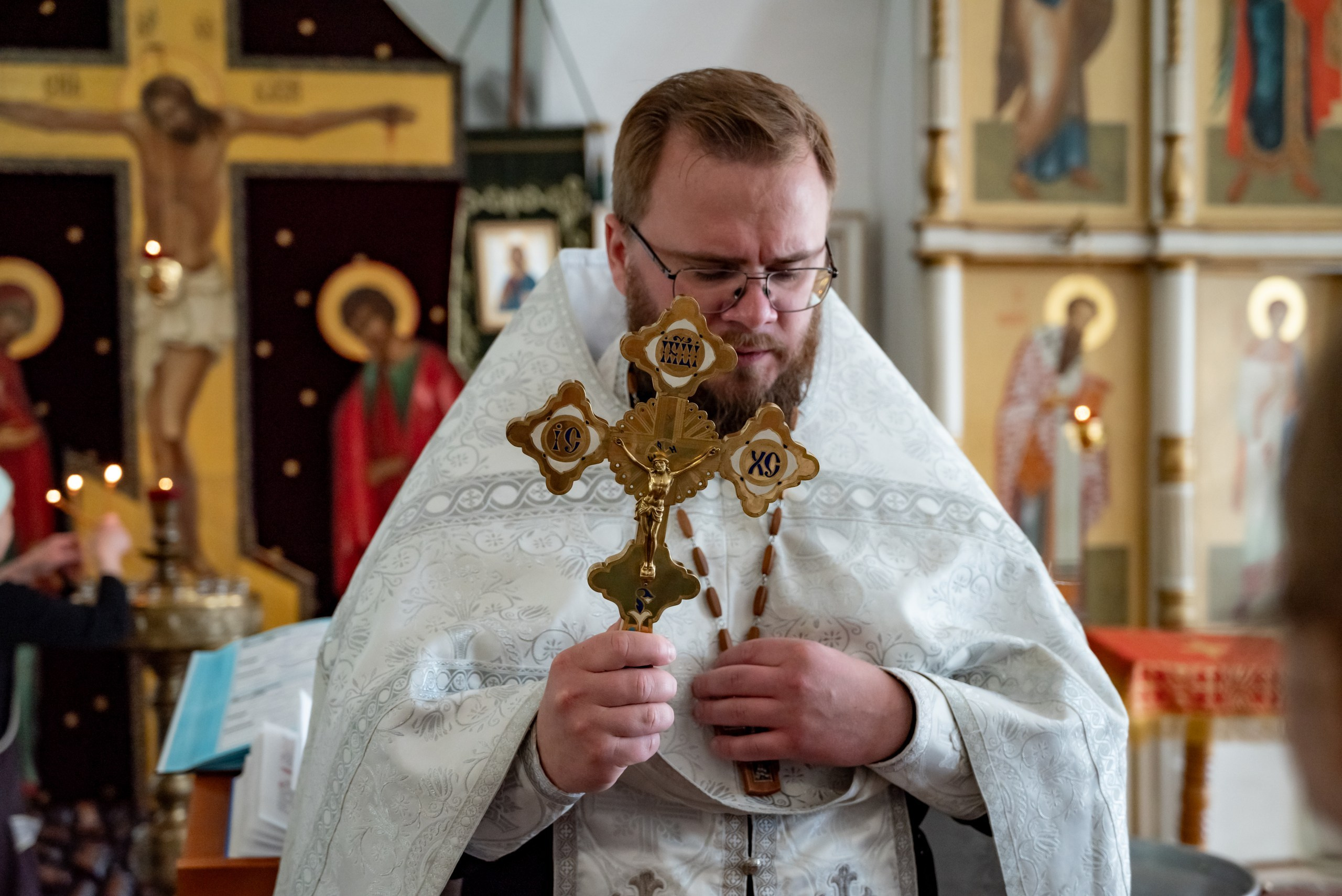Свадьба, роспись в ЗАГСе, венчание, крещение, выписка из роддома — фотосъёмка. Визуальная упаковка брендов и проектов через фото и видеопроизводство