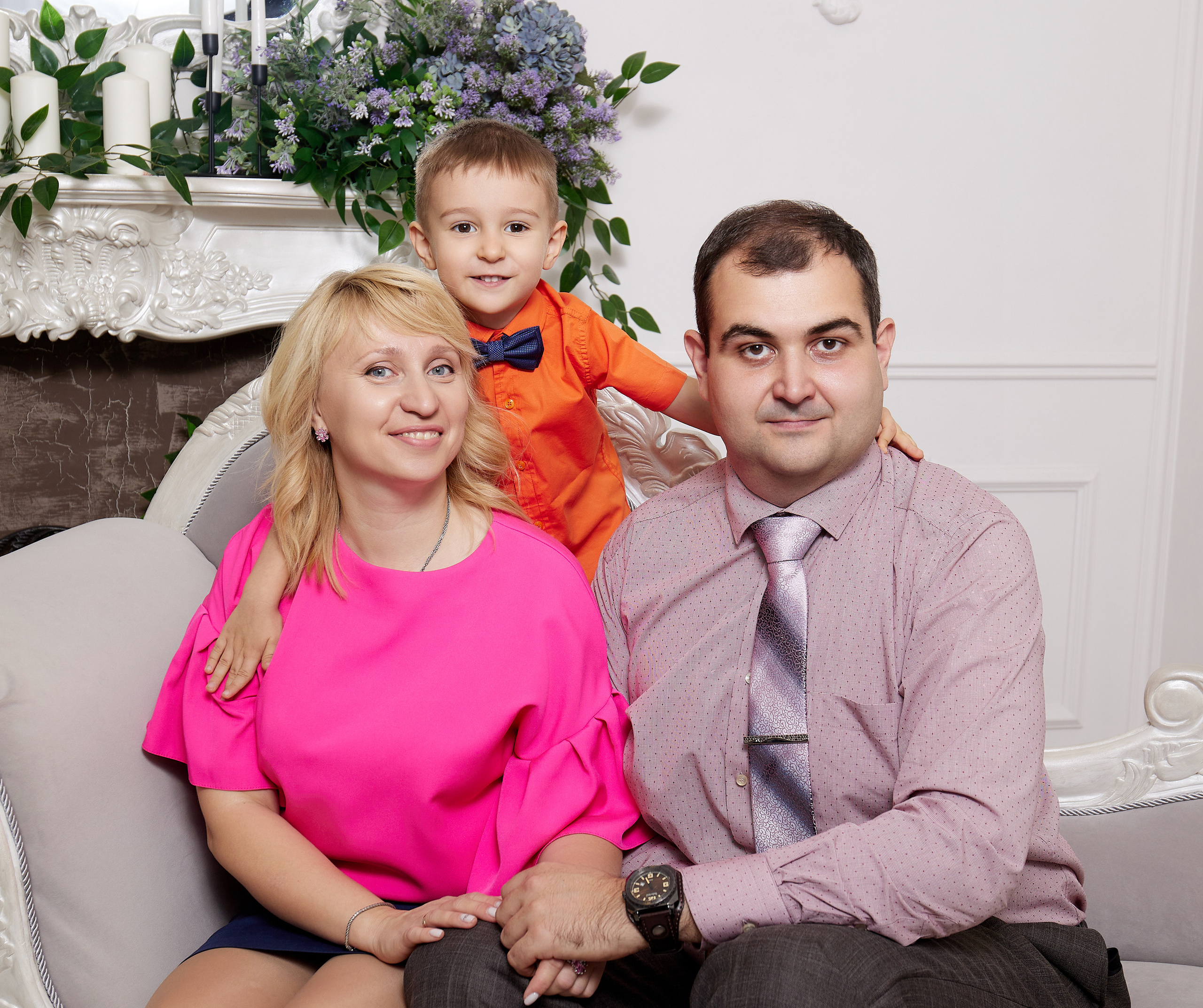 Студийная семейная фотосессия. Свадебный и семейный фотограф в Томске Константин Янучковский