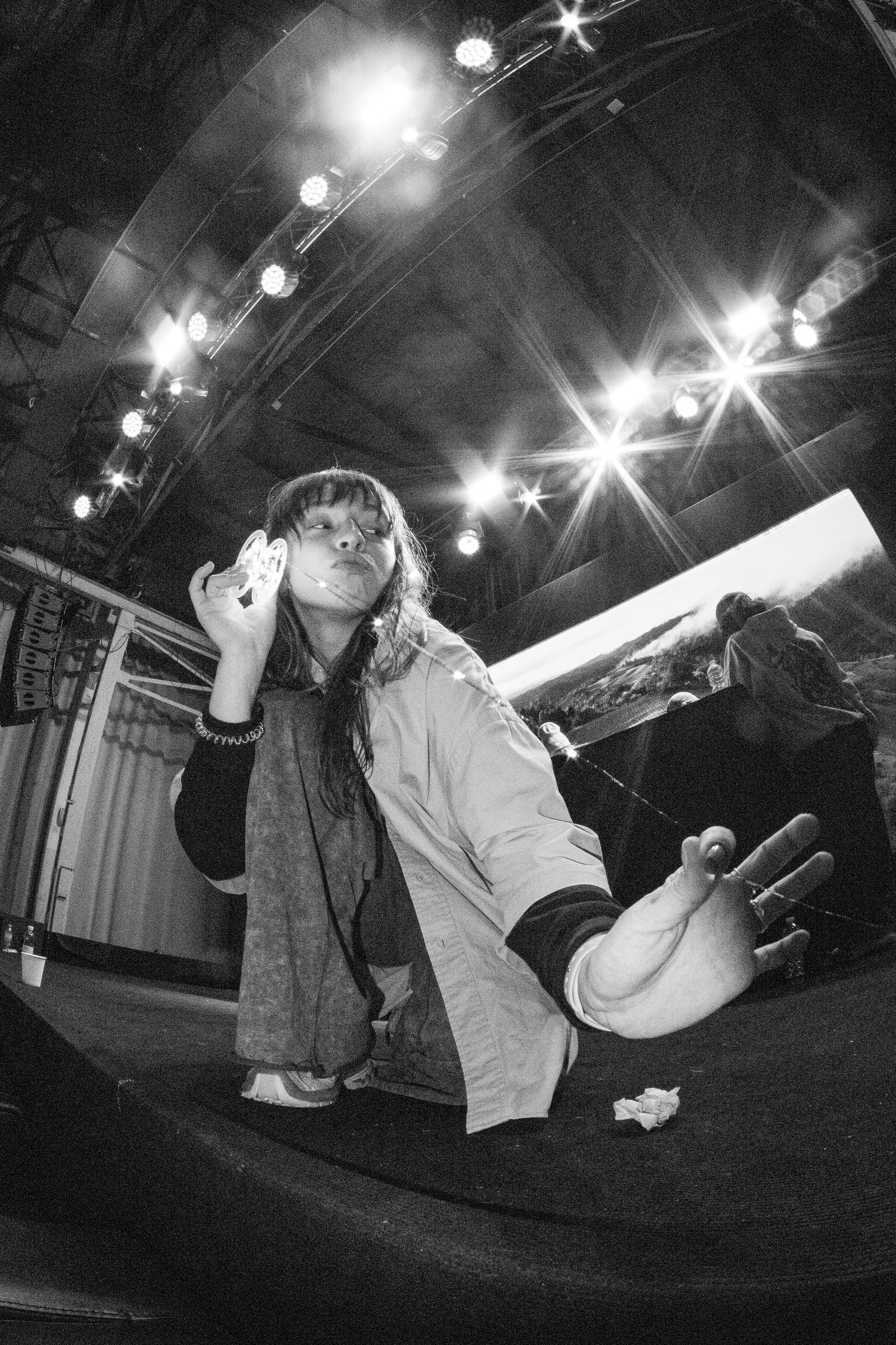 LORDS OF THE UNDERGROUND 27/10/25 (@youlovebu). Соня бу тебя сфоткала