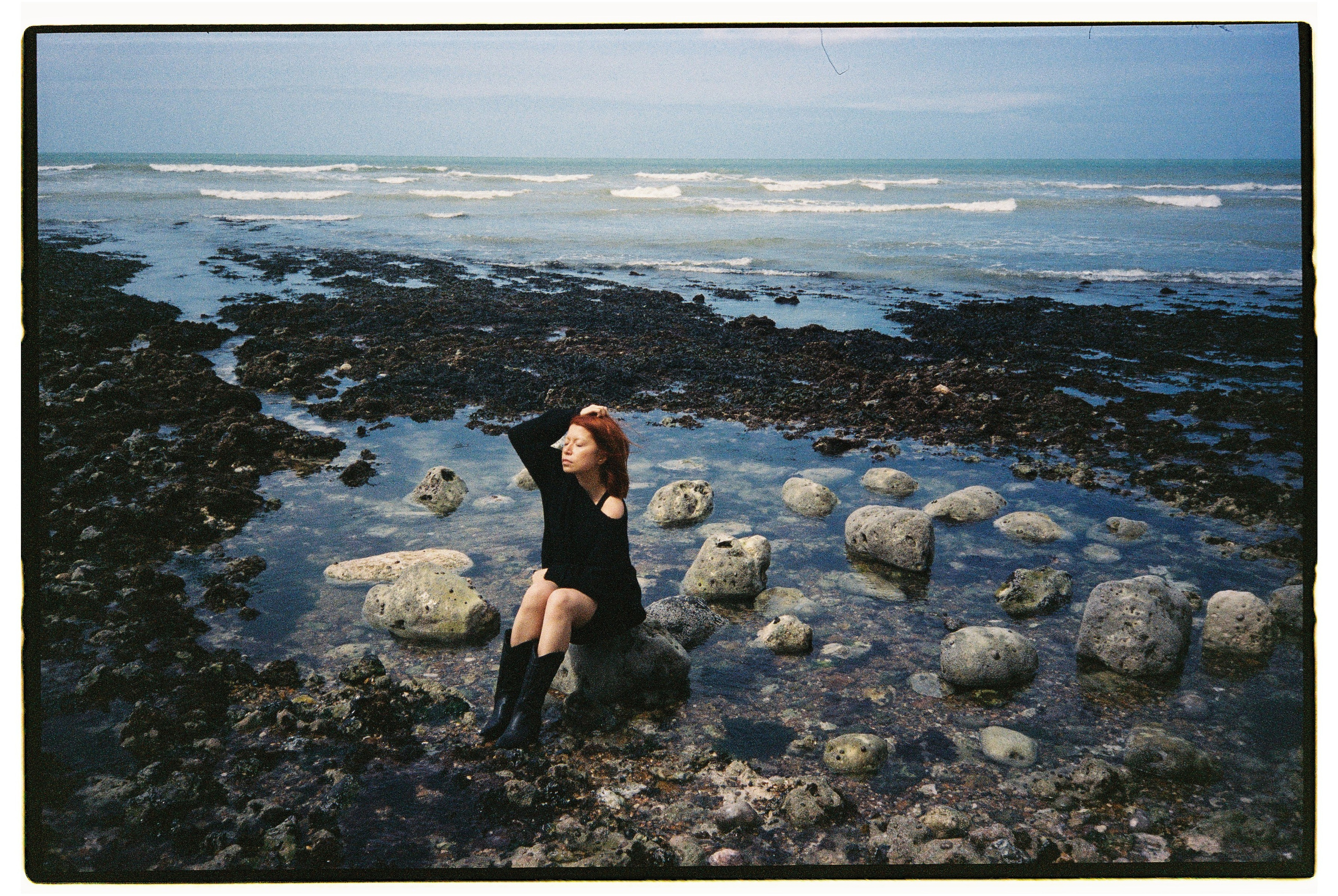 I am the ocean. Photographer in Paris