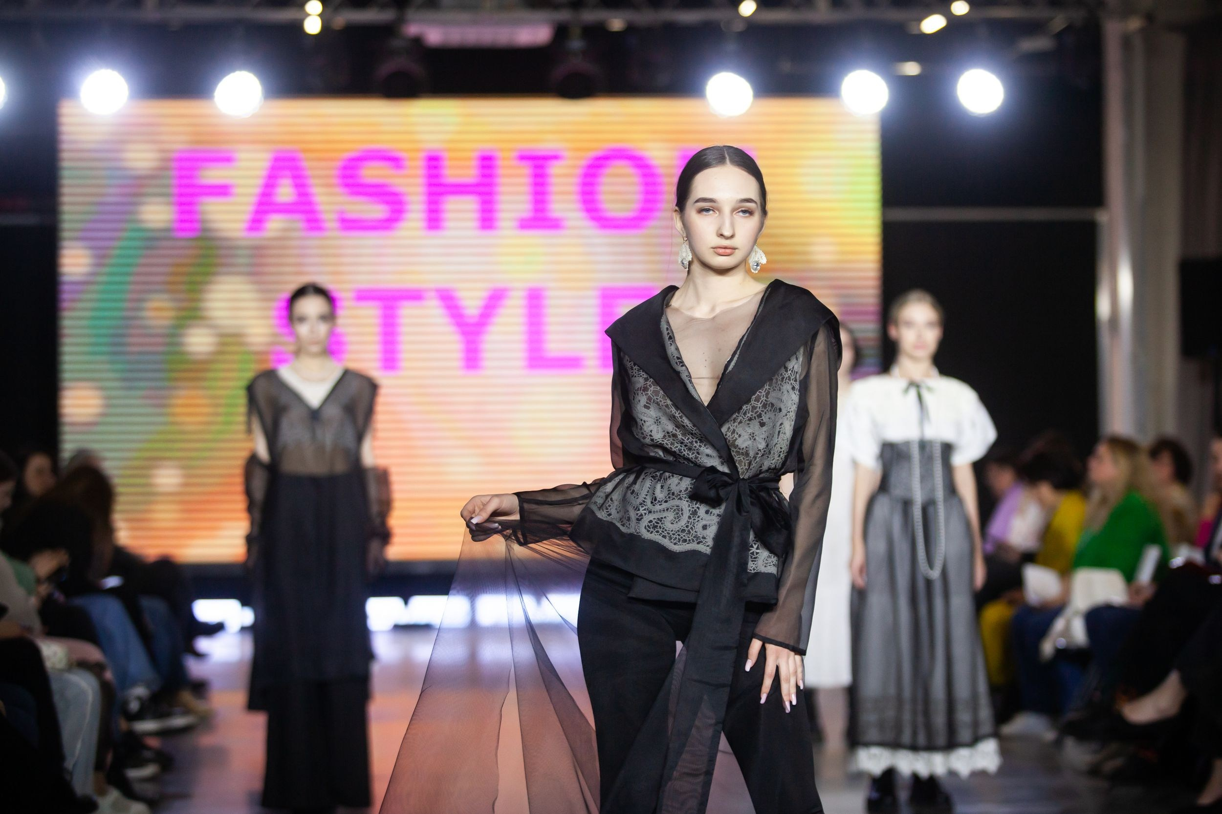 Фестиваль моды и красоты Fashion Style (11 мая 2024). Репортажный фотограф Алексей Пирязев