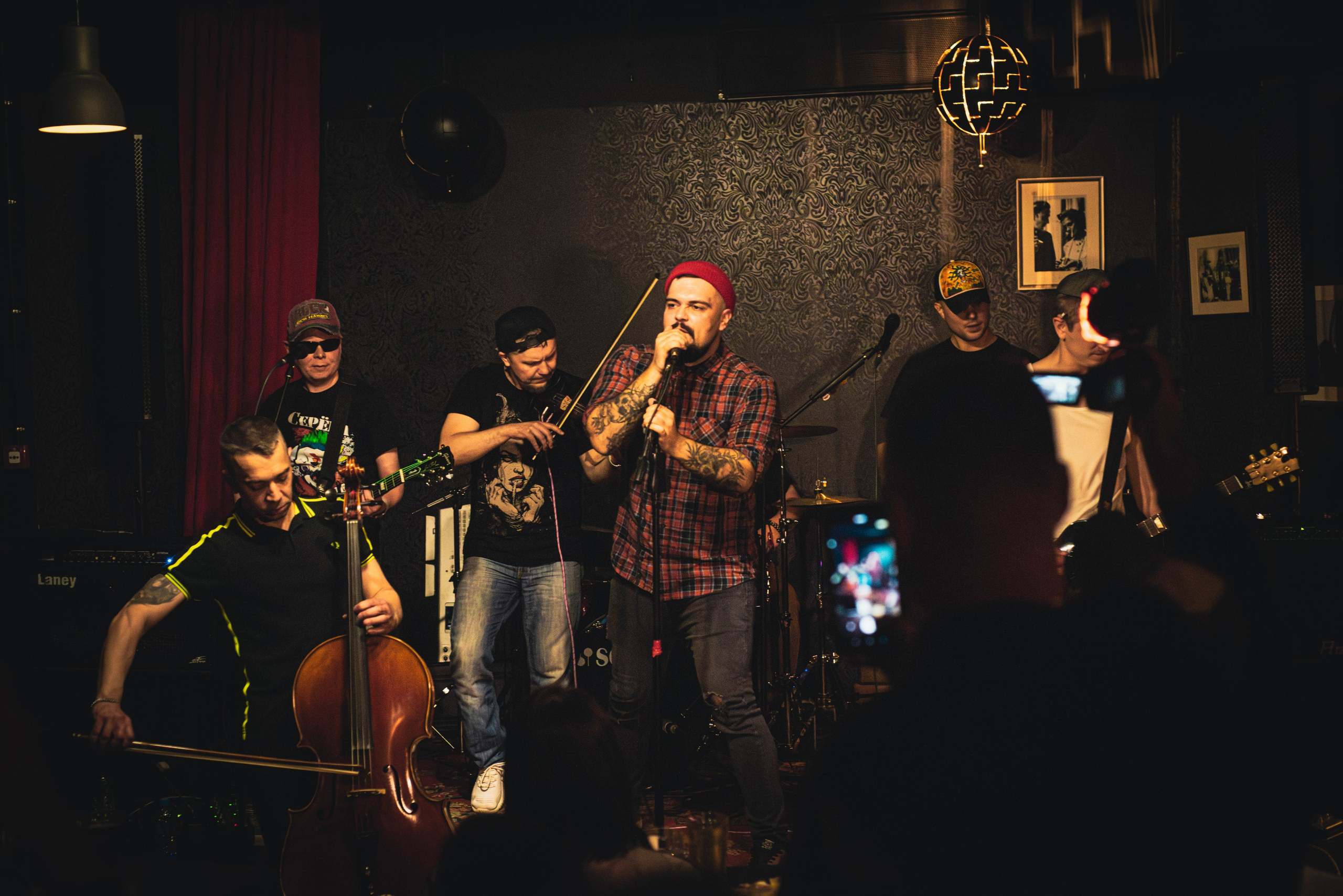 5ИМЁН (12 октября 2024 года, Егорьевск, бар Синий Банан). Фотограф Светлана Блинова, Москва и Московская область